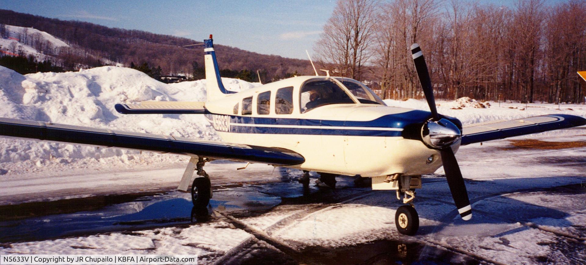 N5633V, 1977 Piper PA-32R-300 Cherokee Lance C/N 32R-7780349, N5633V at Boyne Michigan.