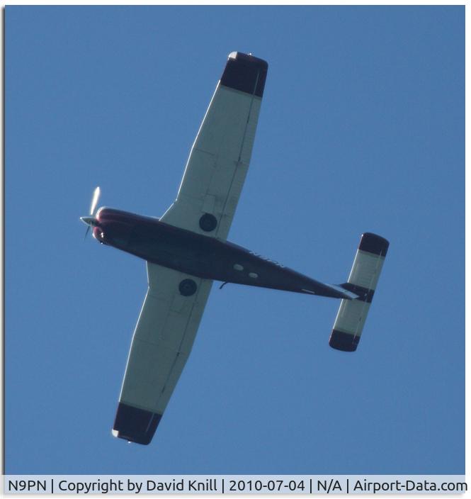 N9PN, 1979 Piper PA-28RT-201 Arrow IV C/N 28R-8018029, Saw this one go over this morning (Amissville, VA) while taking bird pics in the driveway. Taken w/ Canon 40D using 300mm 2.8 IS L X 2 (600mm) f/5.6, Tv = 1/1600.