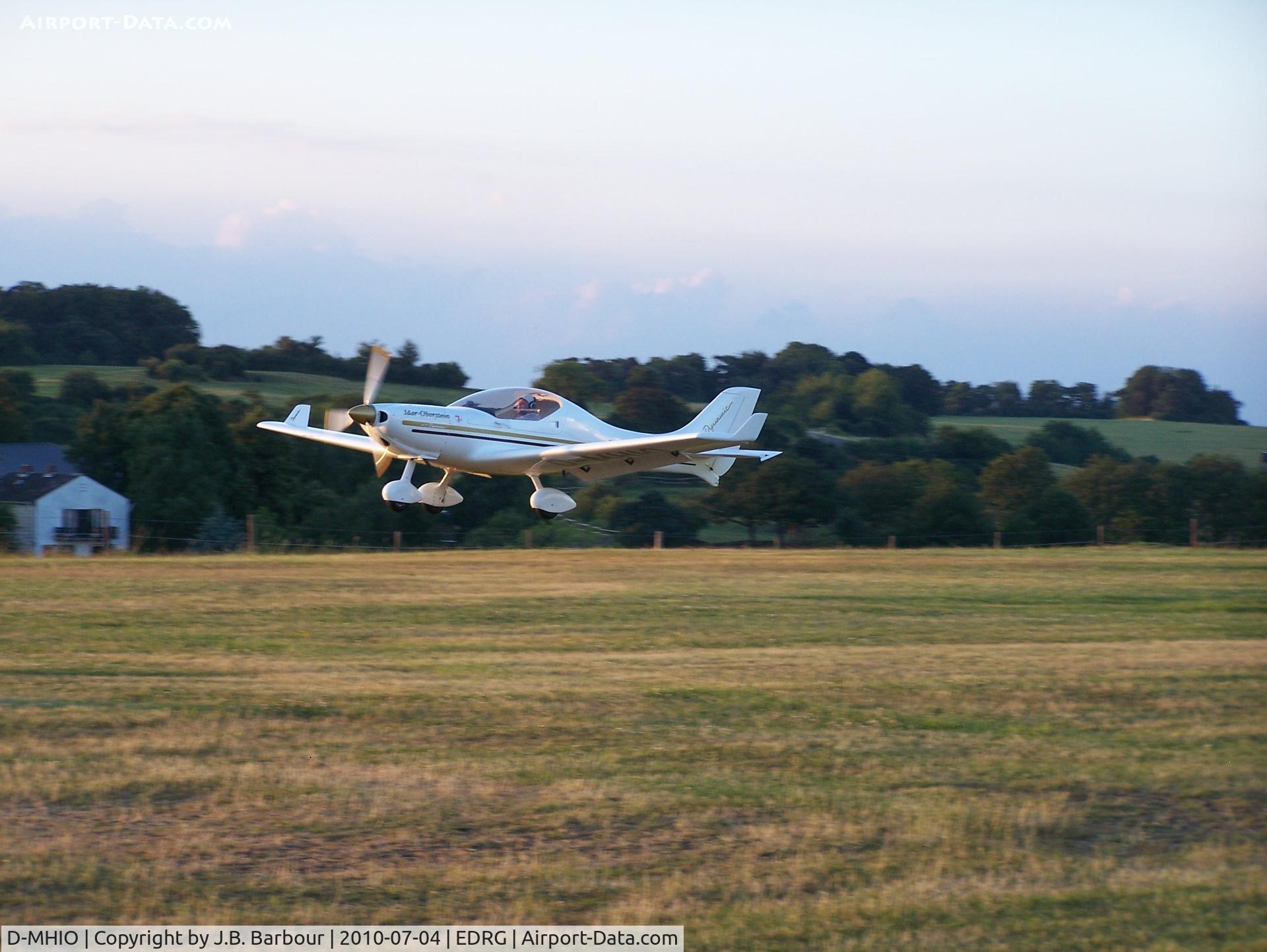 D-MHIO, 2009 Aerospool WT-9 Dynamic C/N DY303/2009, Nice ride