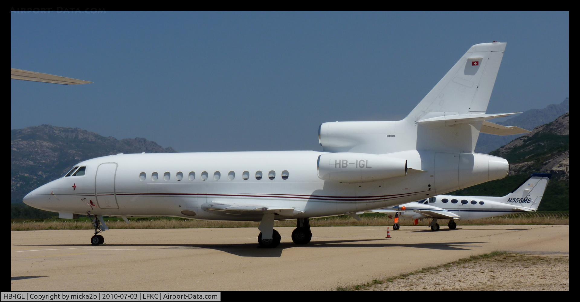HB-IGL, 1988 Dassault Falcon 900 C/N 058, Parked.