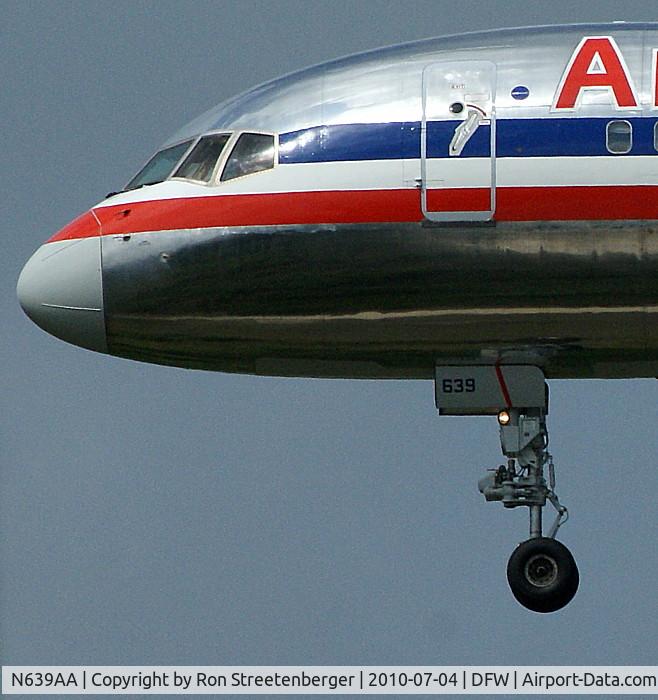 N639AA, 1991 Boeing 757-223 C/N 24597, Over the fence to 13R.