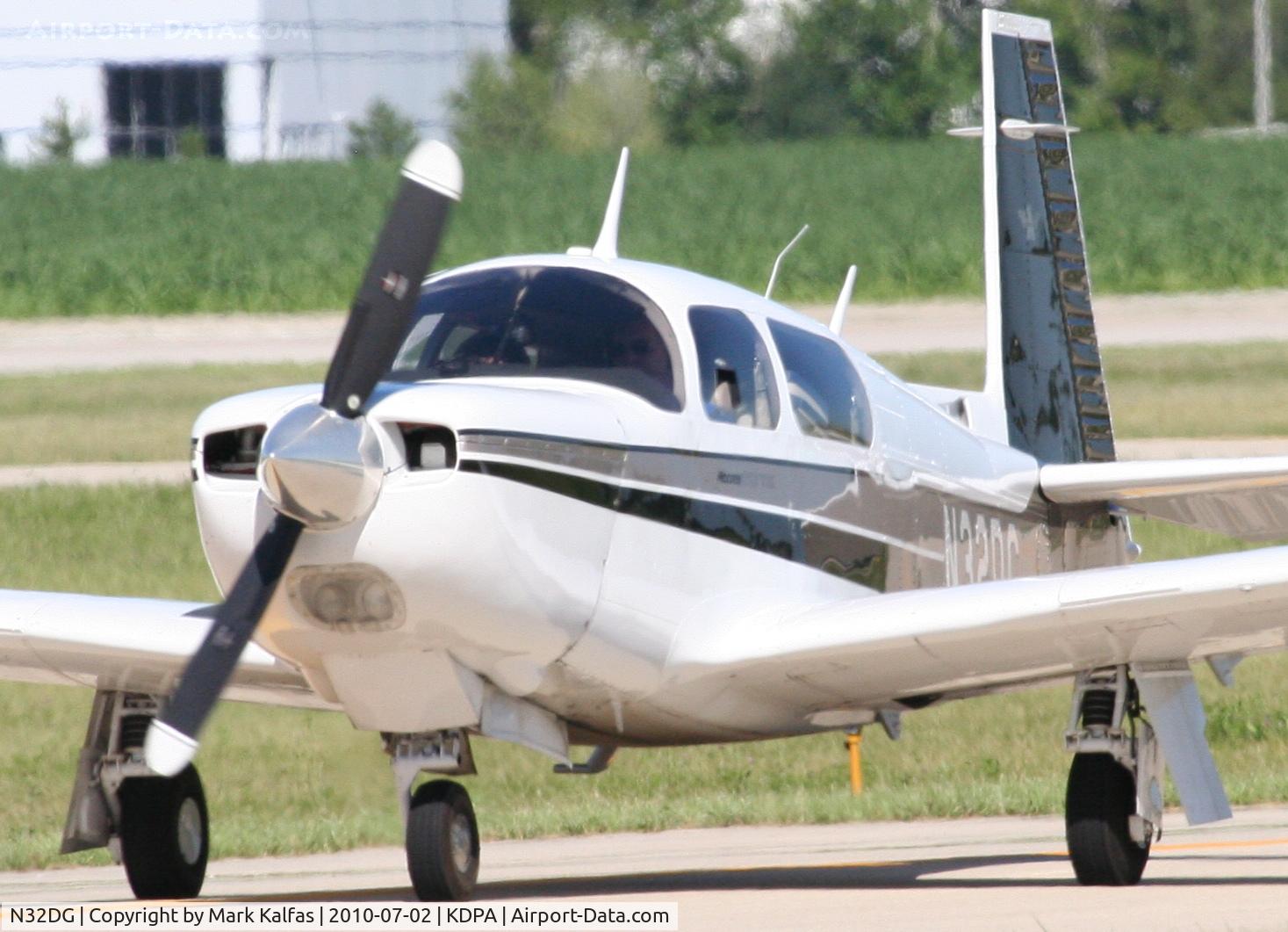 N32DG, Mooney M20K C/N 25-1128, Mooney M-20 Turbo N32DG arriving KDPA from KLPR.