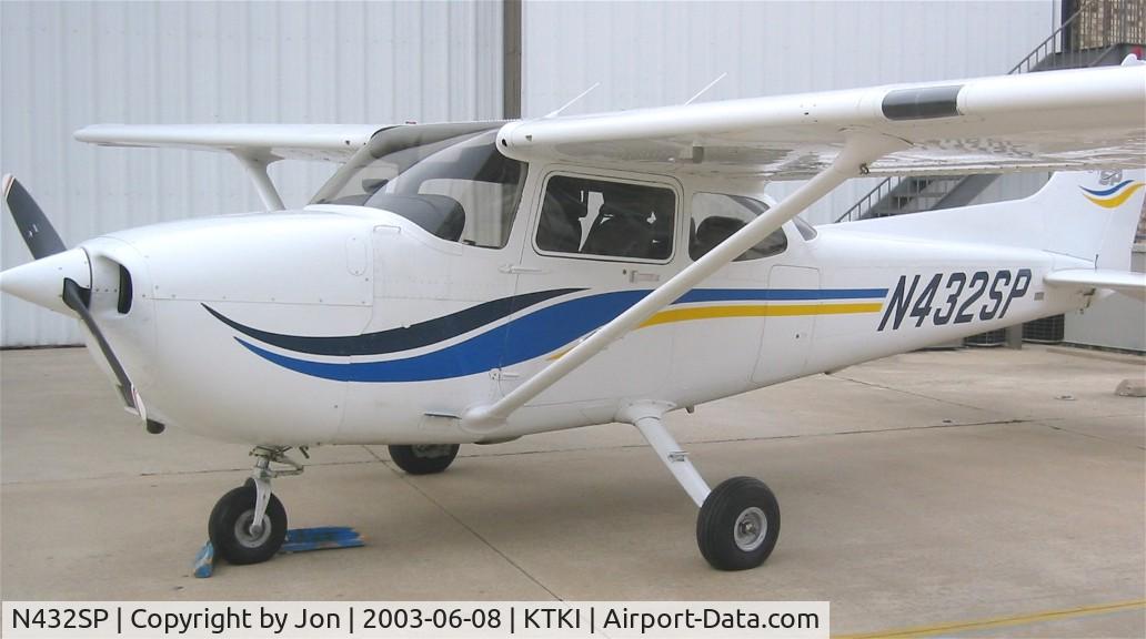 N432SP, 1999 Cessna 172S C/N 172S8300, Photo taken at KTKI north of tower.