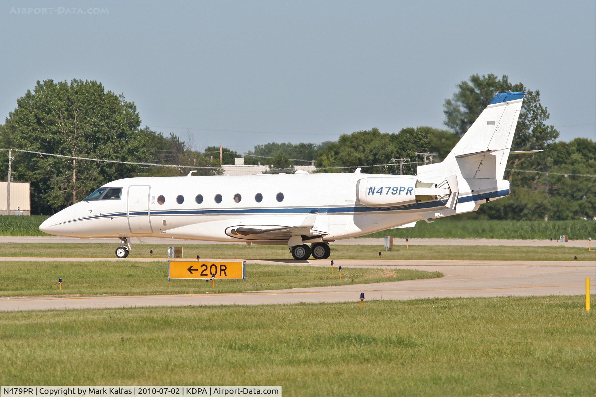 N479PR, 2000 Israel Aircraft Industries IAI-1126 Galaxy C/N 008, HWK LLC, IAI Gulfstream G200, N479PR taxiway Whiskey KDPA after a brief training flight over Western Illinois.