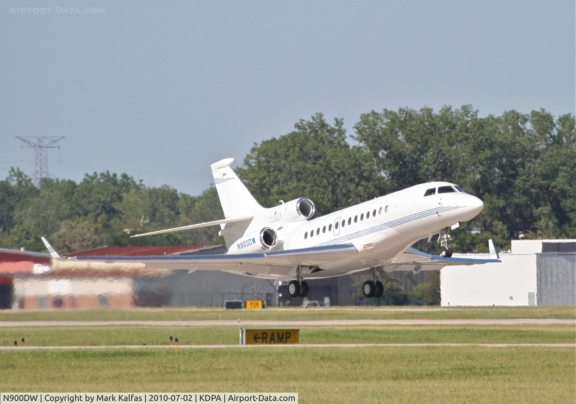 N900DW, 2008 Dassault Falcon 7X C/N 39, WHITECO Dassault Aviation FALCON 7X, N900DW departing 20R KDPA for a quick hop to KRFD.