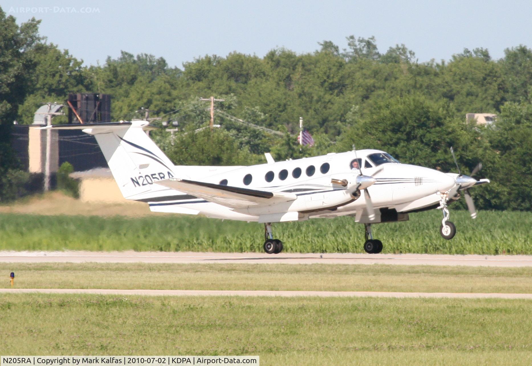 N205RA, Raytheon B200 King Air C/N BB-1919, AVN AIR LLC Beechcraft 200 departing 20R KDPA.