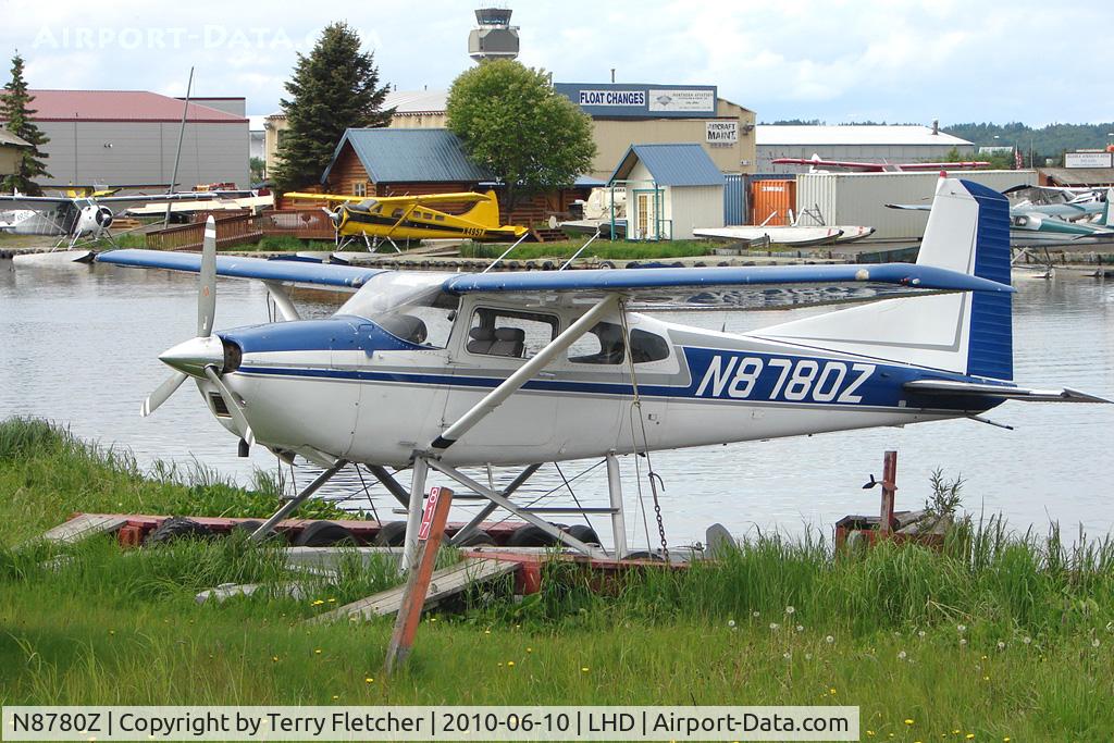 N8780Z, 1976 Cessna A185F Skywagon 185 C/N 18502917, 1976 Cessna A185F, c/n: 18502917 on Lake Hood