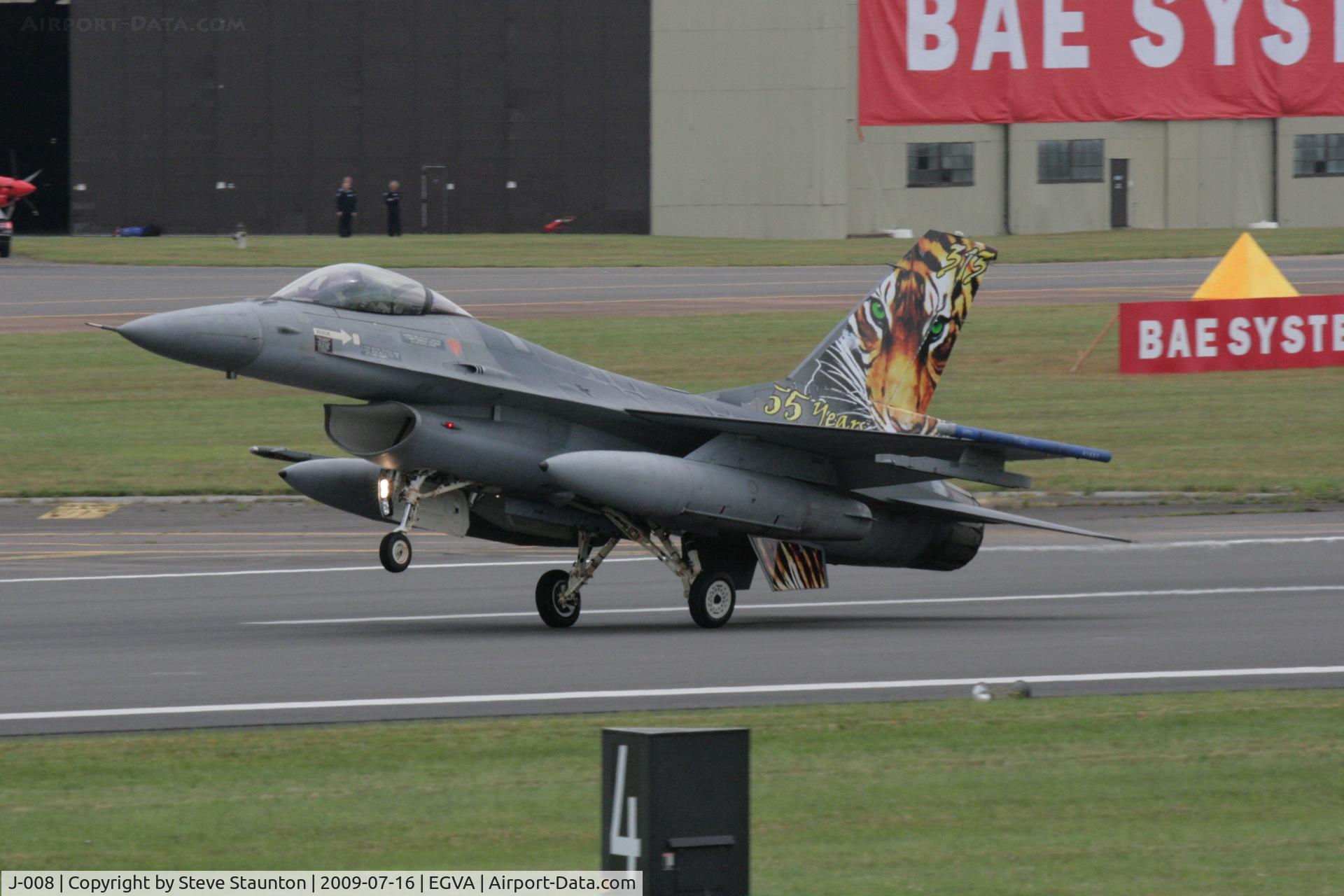 J-008, General Dynamics F-16AM Fighting Falcon C/N 6D-164, Taken at the Royal International Air Tattoo 2009