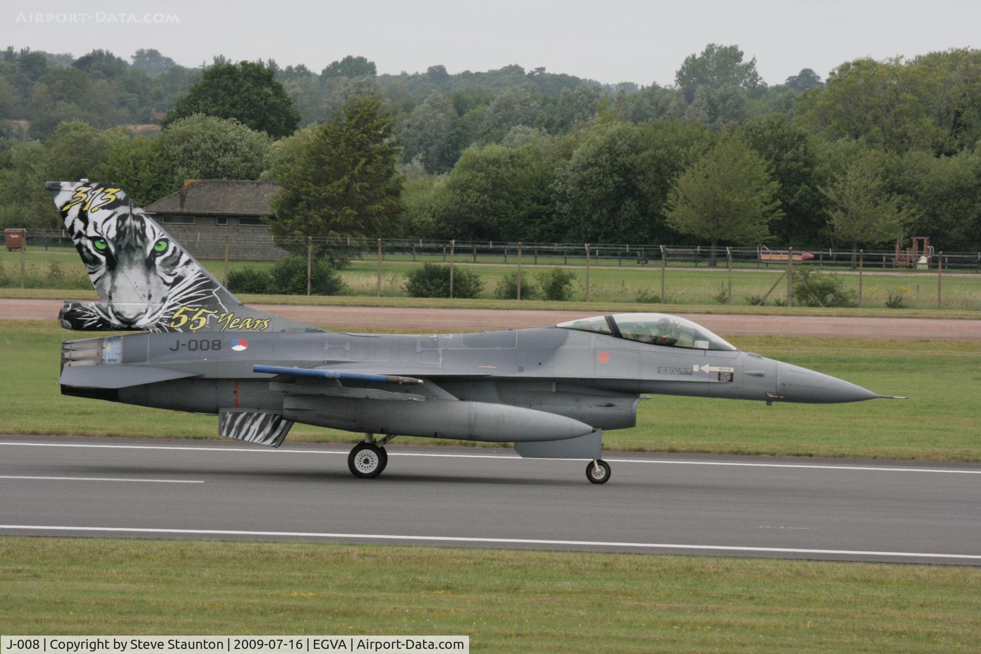 J-008, General Dynamics F-16AM Fighting Falcon C/N 6D-164, Taken at the Royal International Air Tattoo 2009