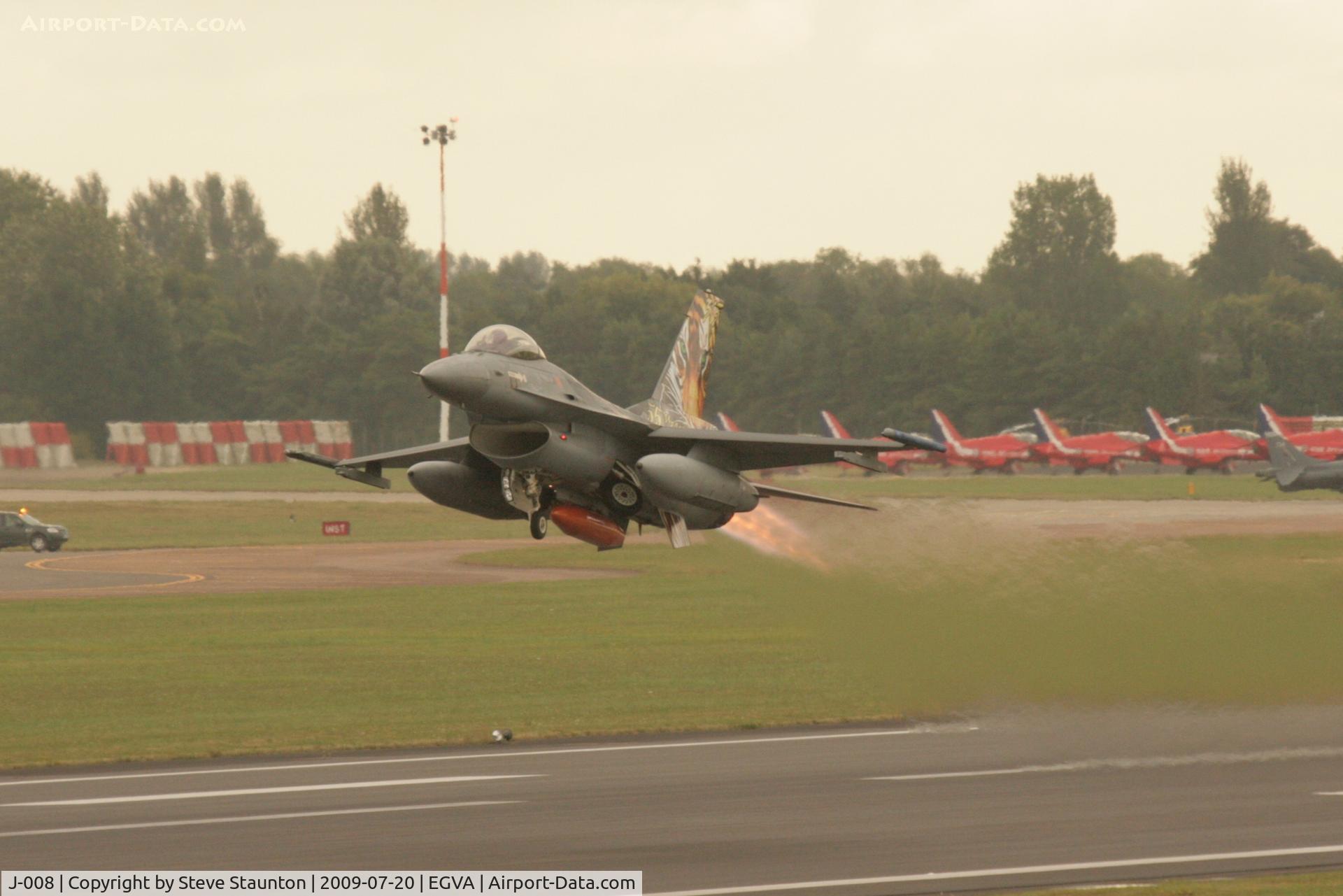 J-008, General Dynamics F-16AM Fighting Falcon C/N 6D-164, Taken at the Royal International Air Tattoo 2009