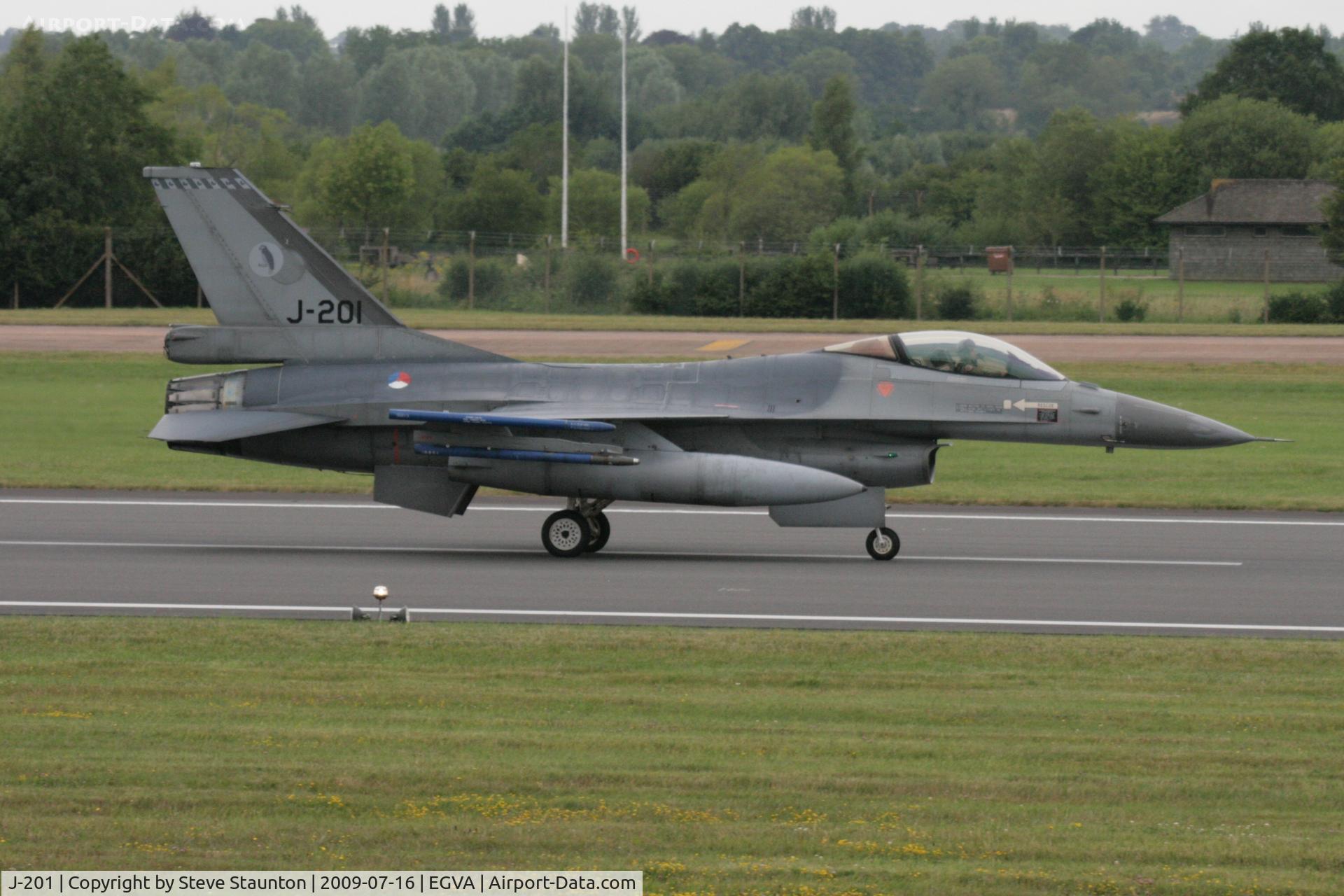 J-201, Fokker F-16AM Fighting Falcon C/N 6D-108, Taken at the Royal International Air Tattoo 2009