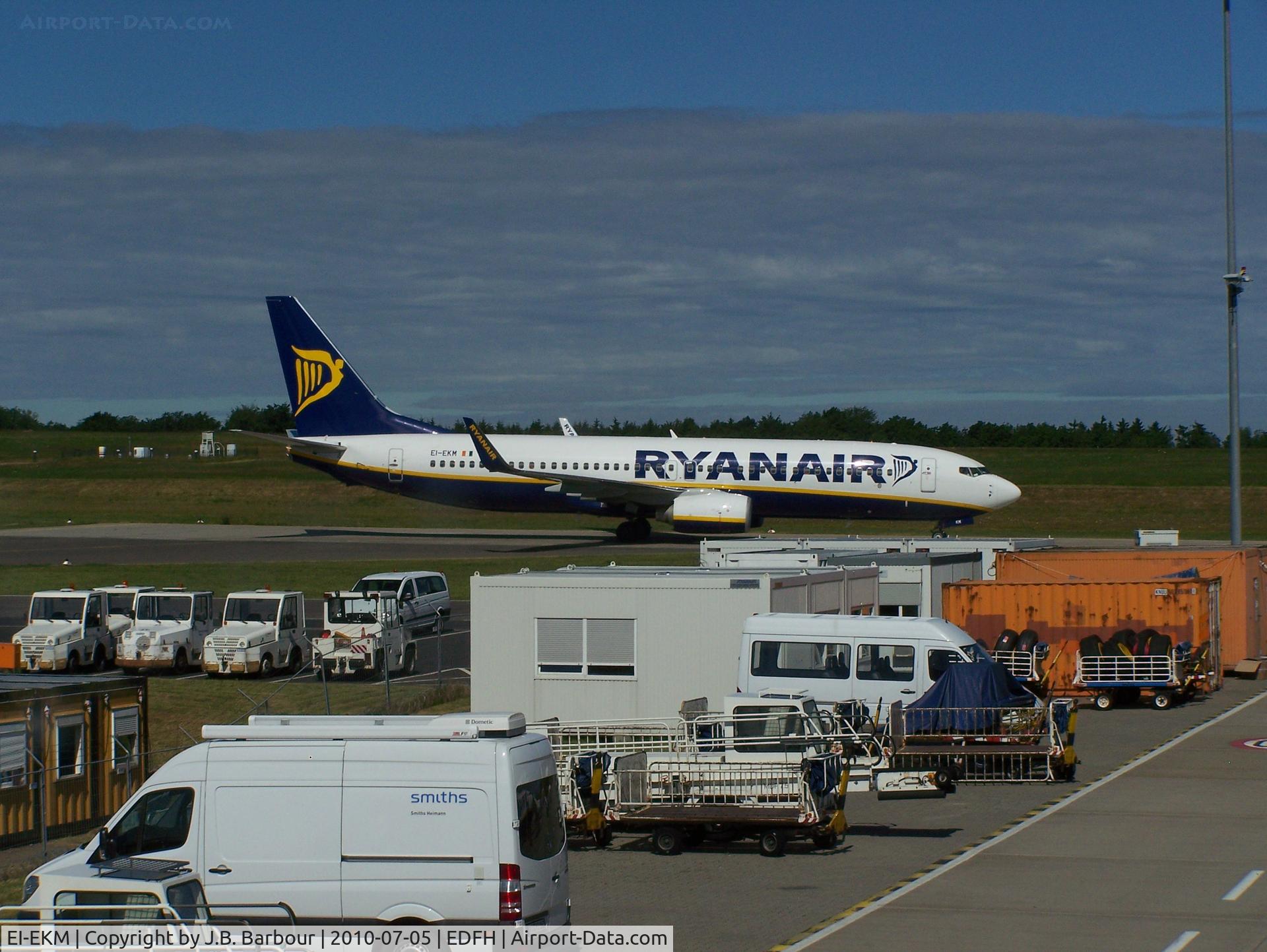 EI-EKM, 2010 Boeing 737-8AS C/N 38499, Arrival from Girona