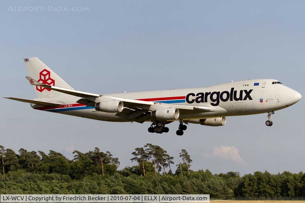 LX-WCV, 2007 Boeing 747-4R7F C/N 35804, short final RW24