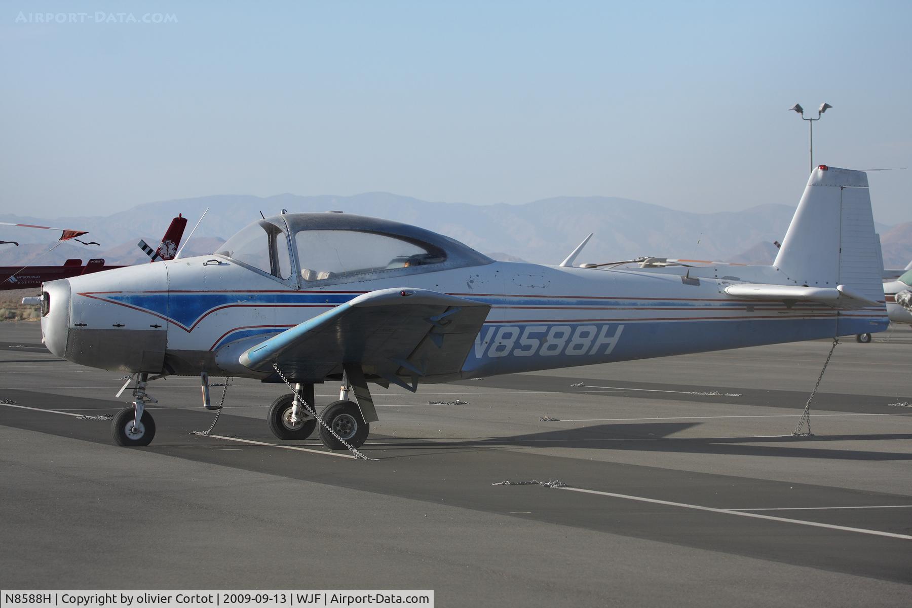N8588H, 1947 North American Navion (NA-145) C/N NAV-4-562, Deserve a new owner ! Lancaster CA