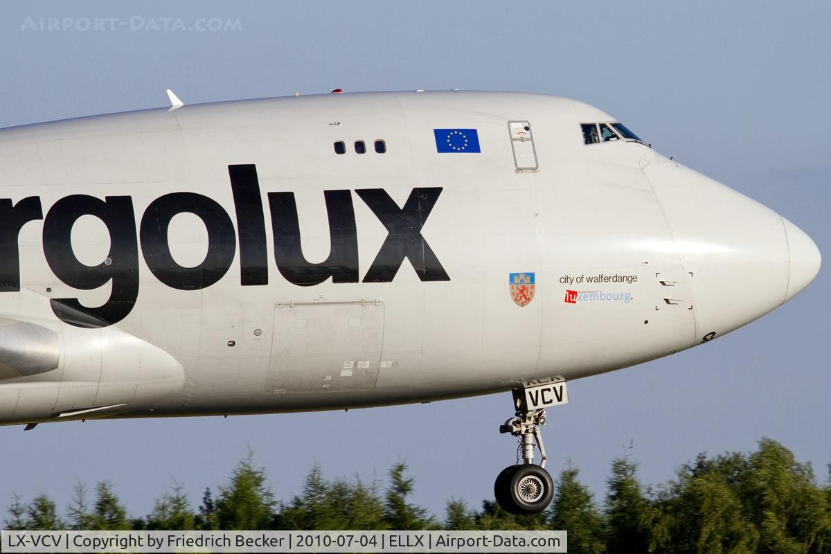 LX-VCV, 2005 Boeing 747-4R7F/SCD C/N 34235, short final RW24