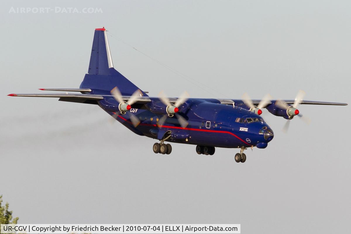 UR-CGV, 1966 Antonov An-12BP C/N 6344610, short final RW24
