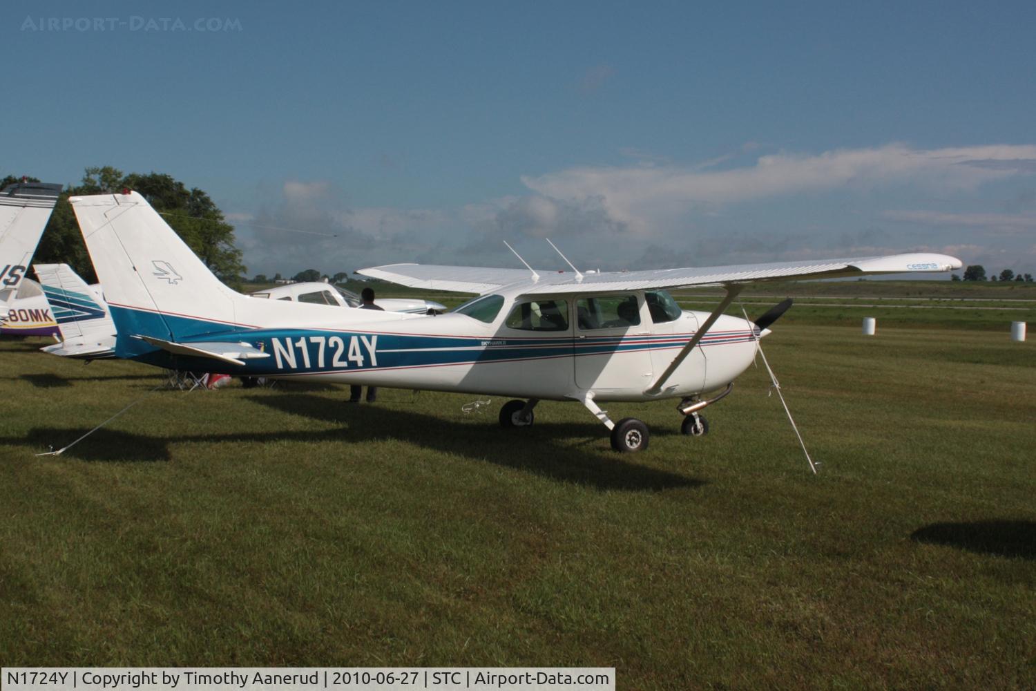 N1724Y, 1977 Cessna 172N Skyhawk C/N 17268676, 1977 Cessna 172N, c/n: 17268676, Ex N733ZJ