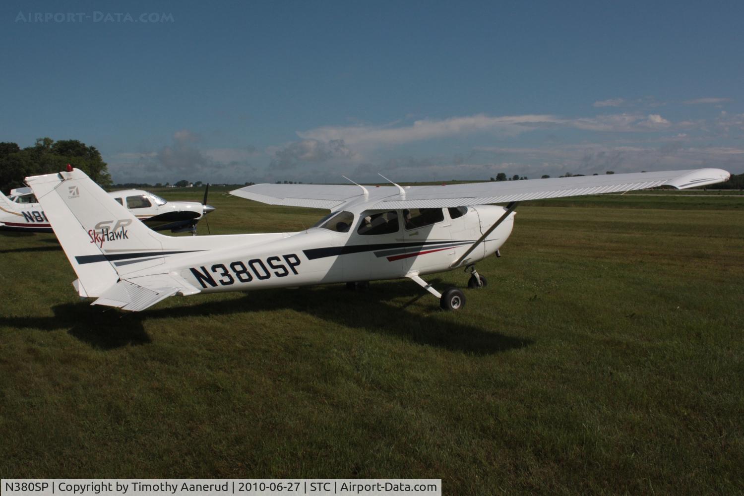 N380SP, 2001 Cessna 172S C/N 172S8774, 2001 Cessna 172S, c/n: 172S8774