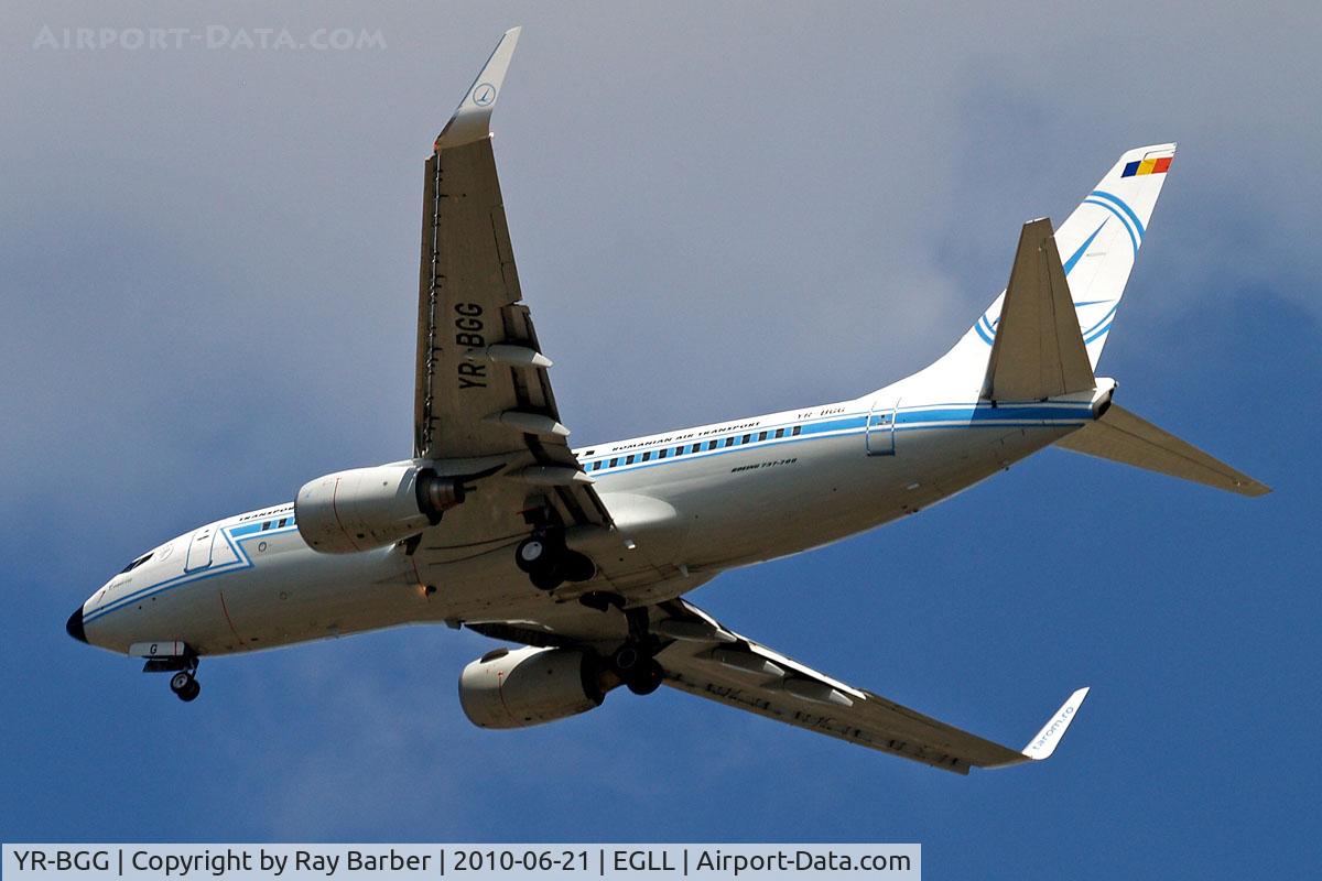 YR-BGG, 2001 Boeing 737-78J C/N 28442, Boeing 737-78J [28442] (TAROM) Home~G 21/06/2010. Seen arriving 27R 3 miles out.