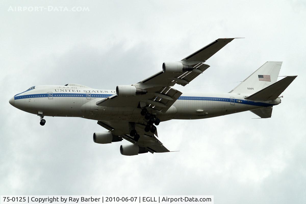 75-0125, 1975 Boeing E-4B C/N 20949, Seen arriving 27R 3 miles out.
