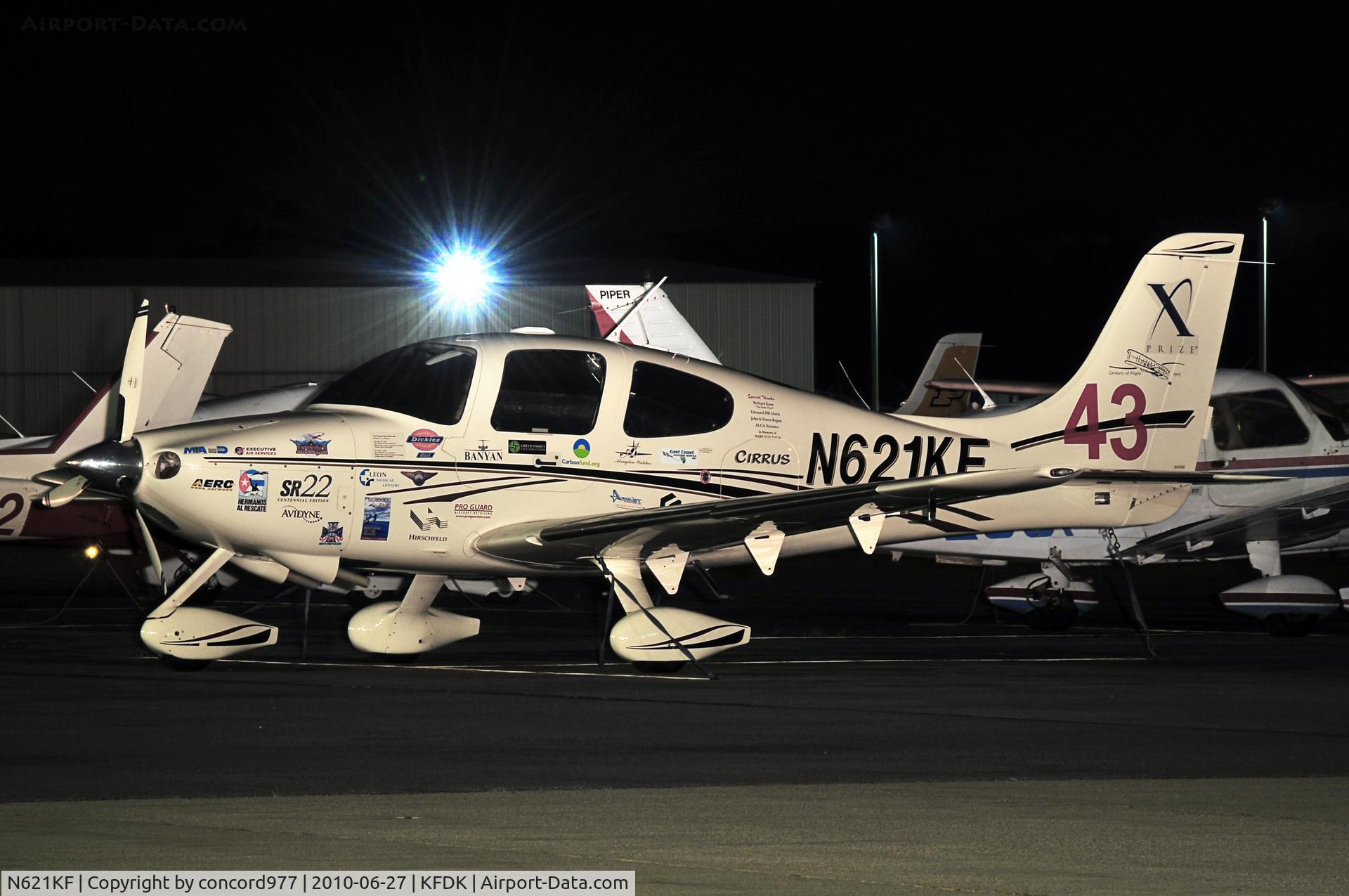 N621KF, Cirrus SR22 C/N 0736, Seen at KFDK on 6/27/2010