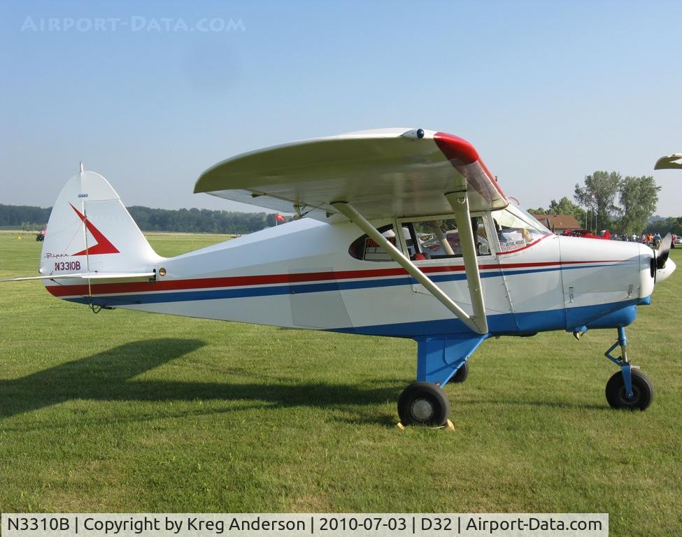N3310B, 1954 Piper PA-22-135 Tri-Pacer C/N 22-2125, Starbuck Fly-in 2010