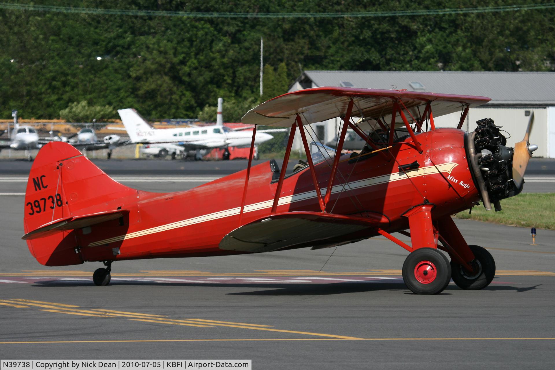N39738, 1942 Waco UPF-7 C/N 5871, KBFI