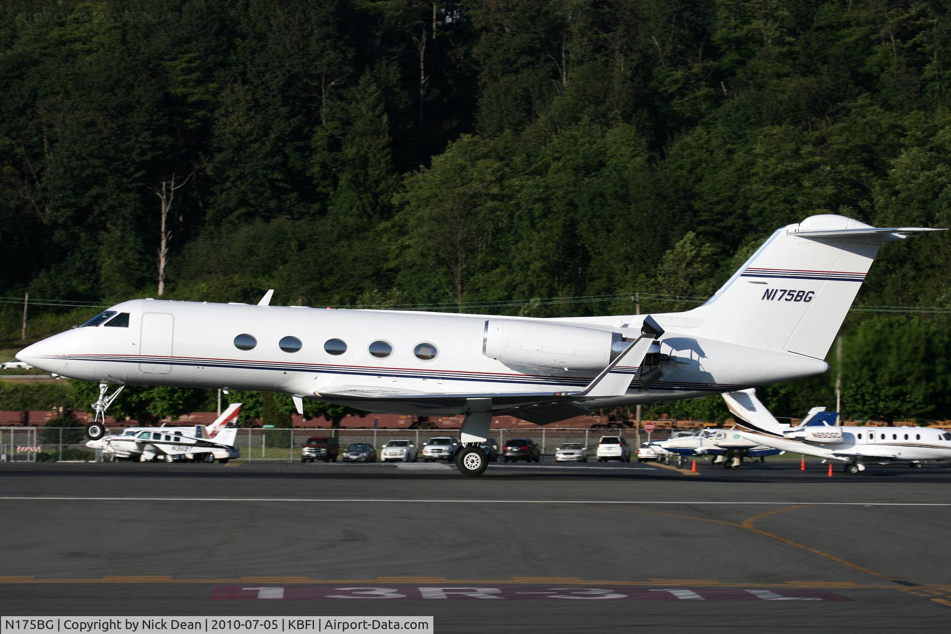 N175BG, 1983 Gulfstream Aerospace G-1159A Gulfstream III C/N 396, KBFI