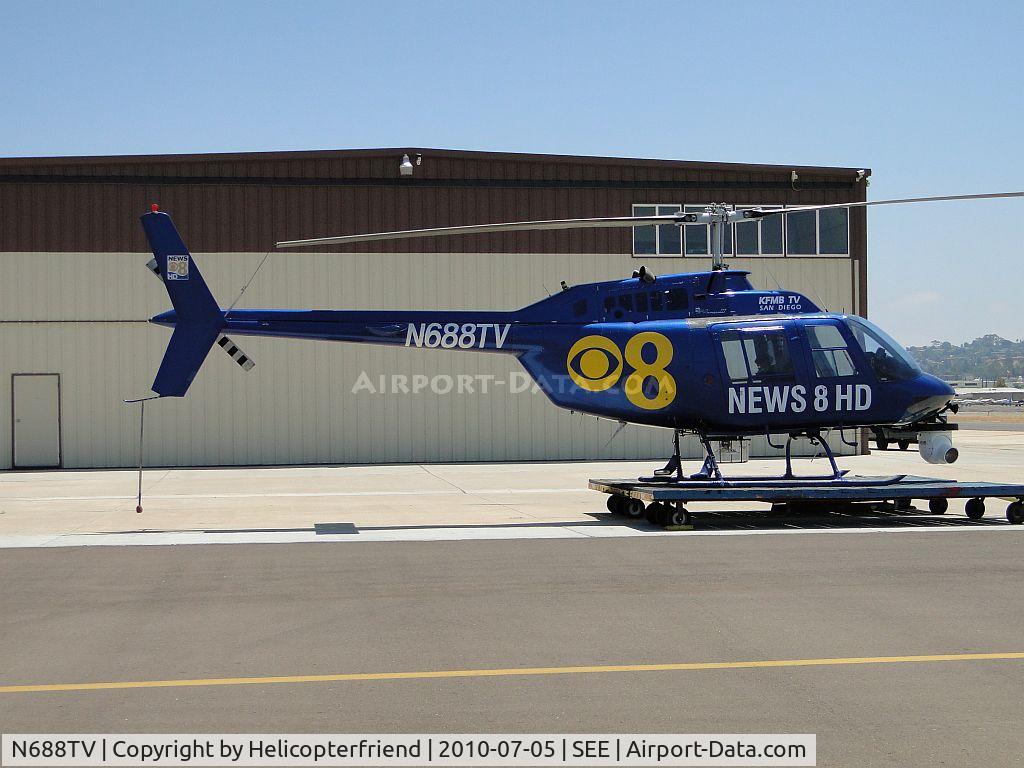 N688TV, Bell 206B JetRanger C/N 2642, Awaiting crew for afternoon traffic reporting