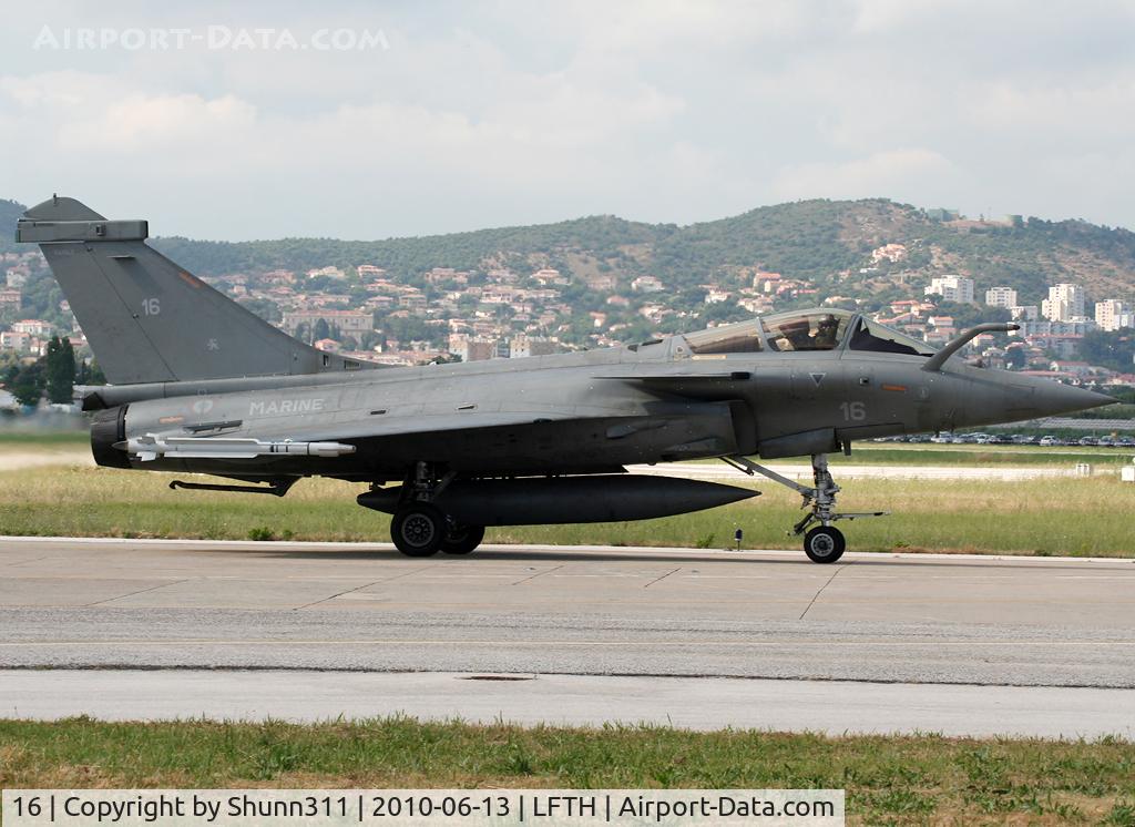 16, Dassault Rafale M C/N 16, Used as a demo during LFTH Open Day 2010...