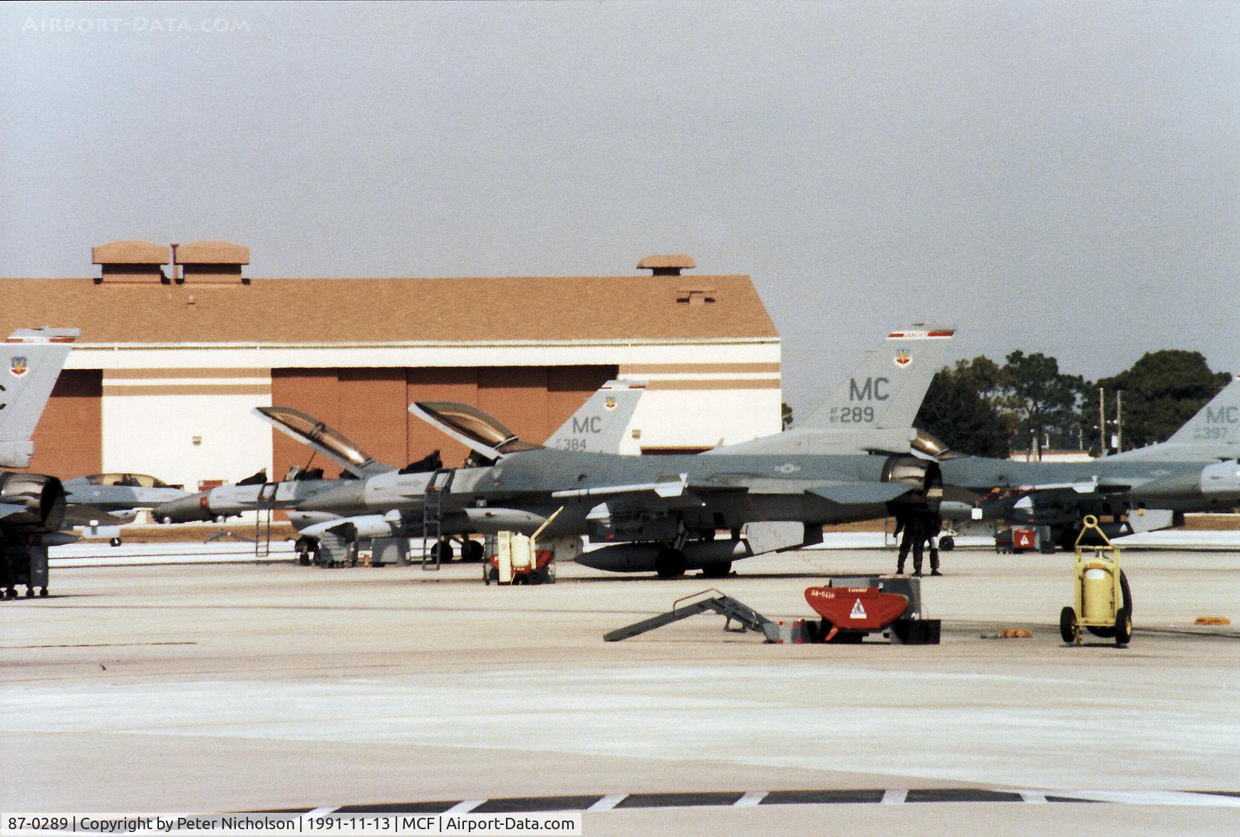 87-0289, 1987 General Dynamics F-16C Fighting Falcon C/N 5C-550, F-16C Falcon of 63rd Fighter Squadron/52nd Fighter Wing at MacDill AFB in November 1991.