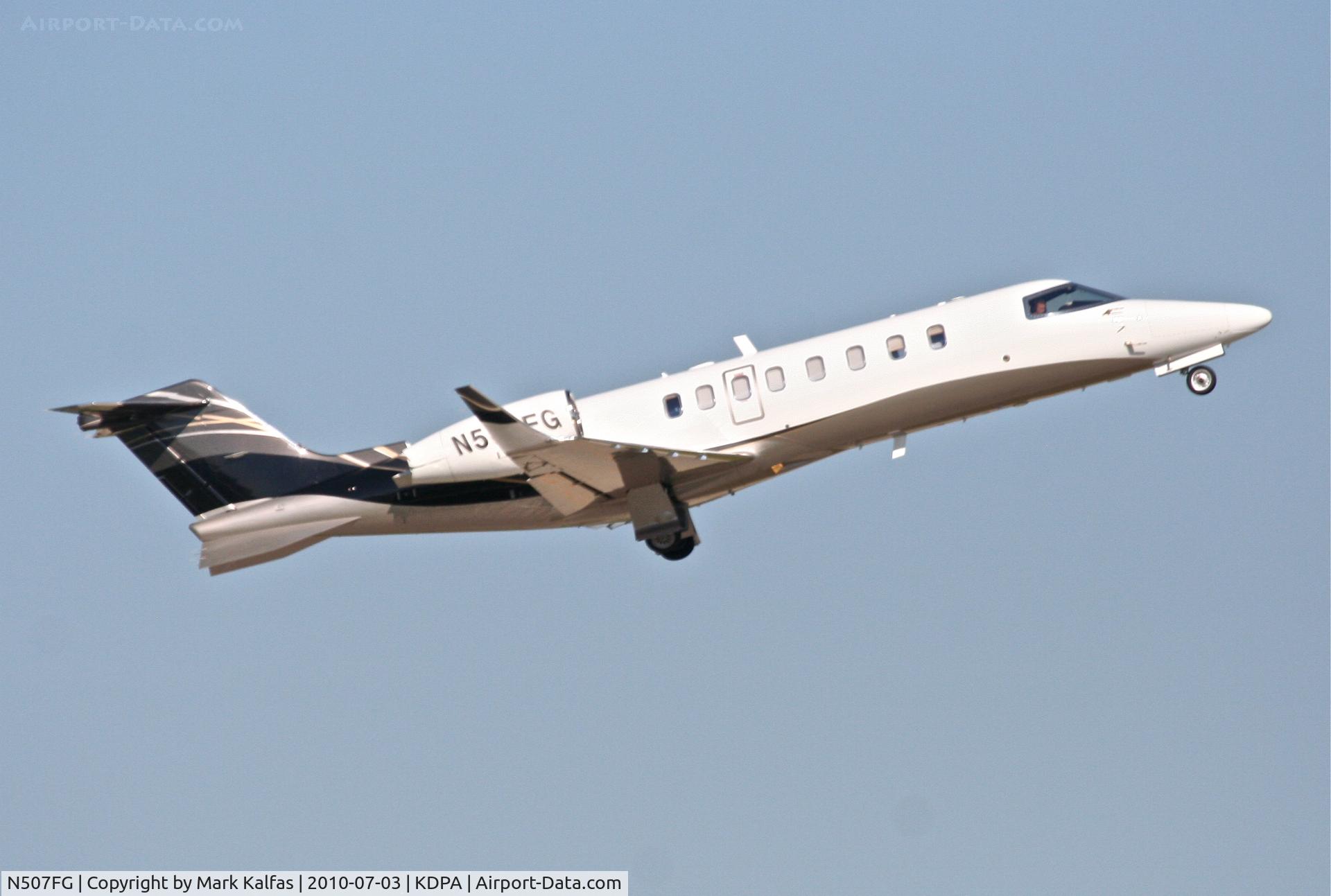 N507FG, 2007 Learjet Inc 45 C/N 326, Flightstar Corp Learjet 45, Nf07FG operating as Flightstar #507 (FSR507) departing RWY 20R KDPA for a quick trip up to KUES.