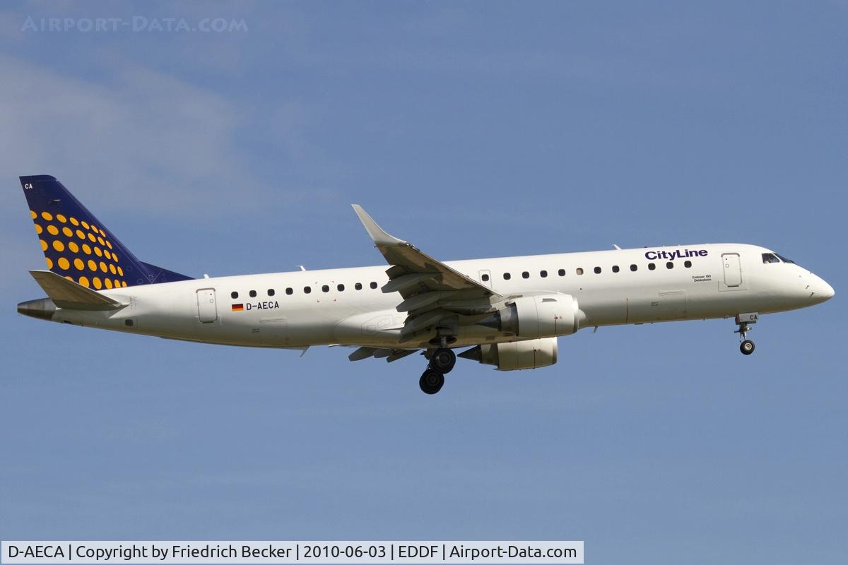 D-AECA, 2009 Embraer 190LR (ERJ-190-100LR) C/N 19000327, short final RW07R