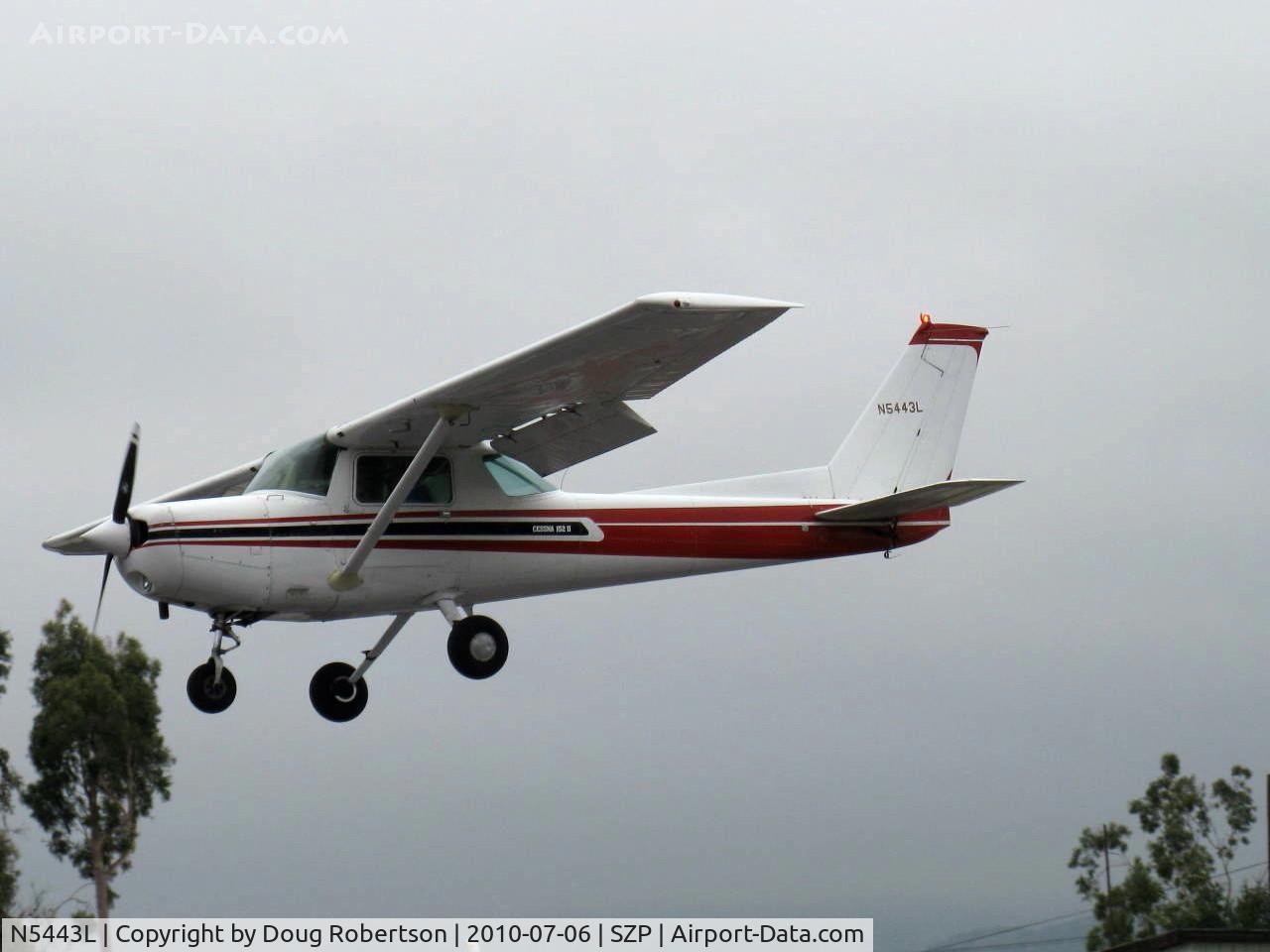 N5443L, 1980 Cessna 152 C/N 15284315, 1980 Cessna 152 II, Lycoming O-235 110 Hp, on final Rwy 22
