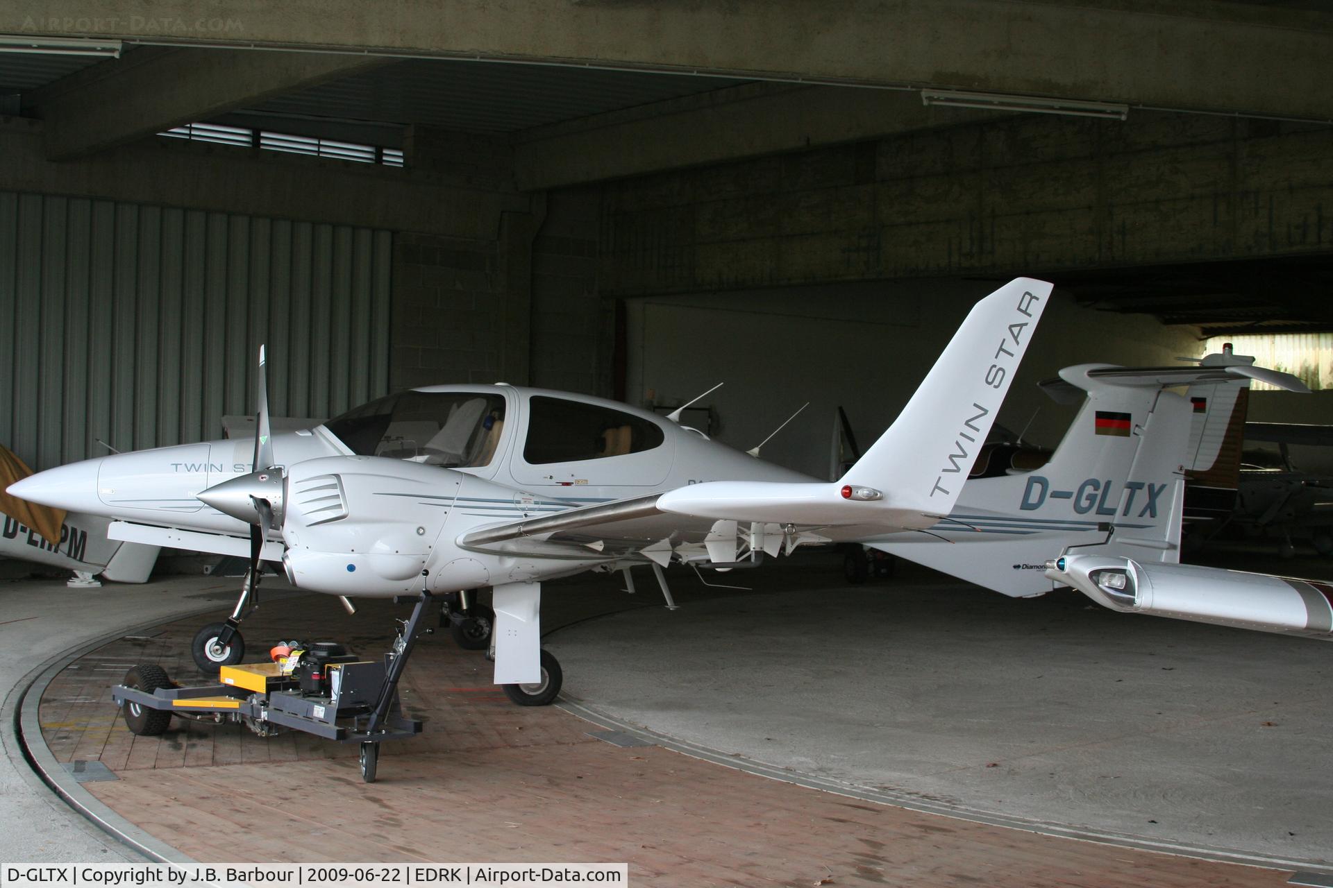 D-GLTX, Diamond DA-42 Twin Star C/N 42.126, Diamond Aircraft Ind. DA42 Twin Star c/n 42.126