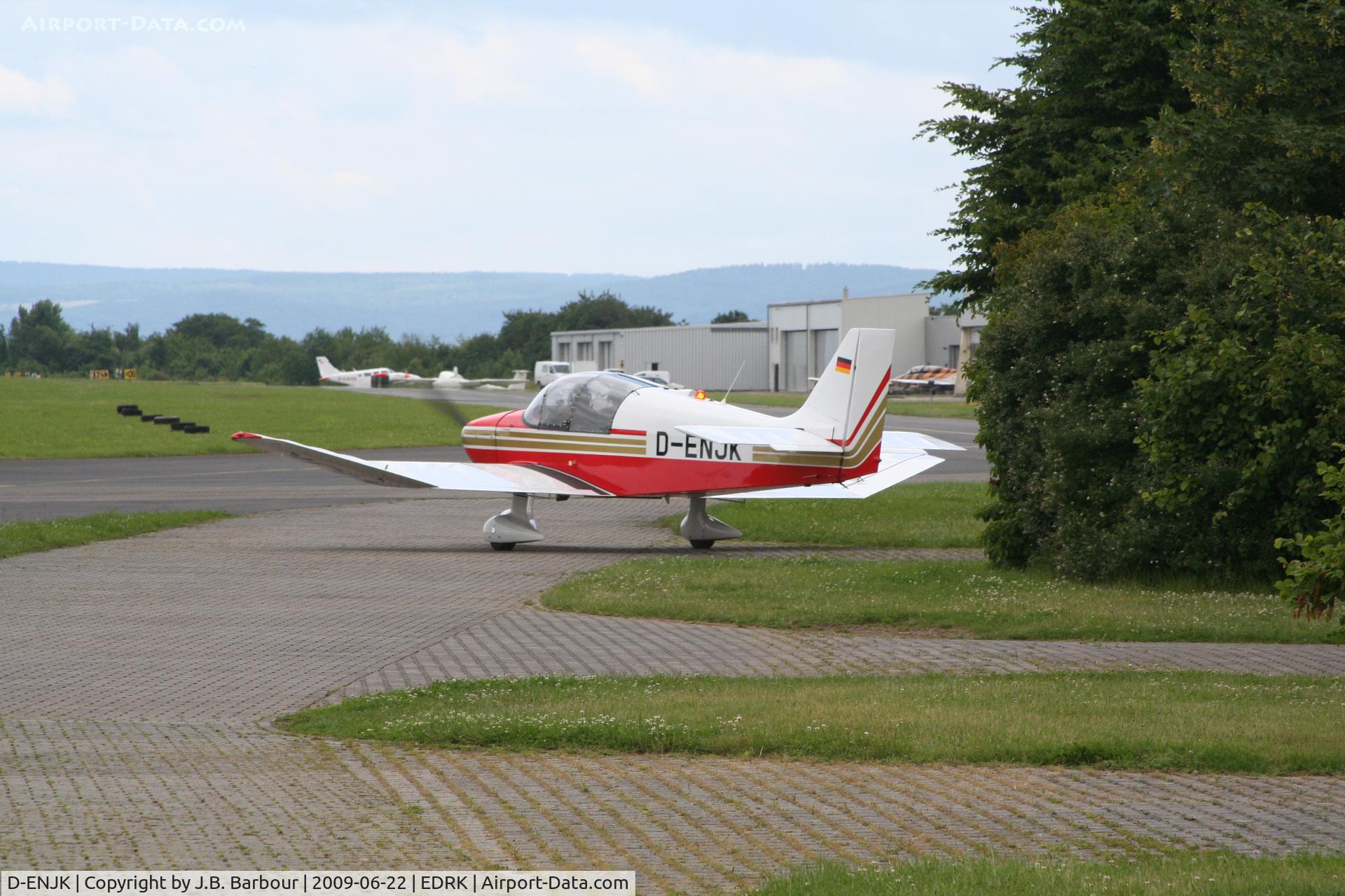 D-ENJK, Robin DR-360 Chevalier C/N 641, Robin DR300