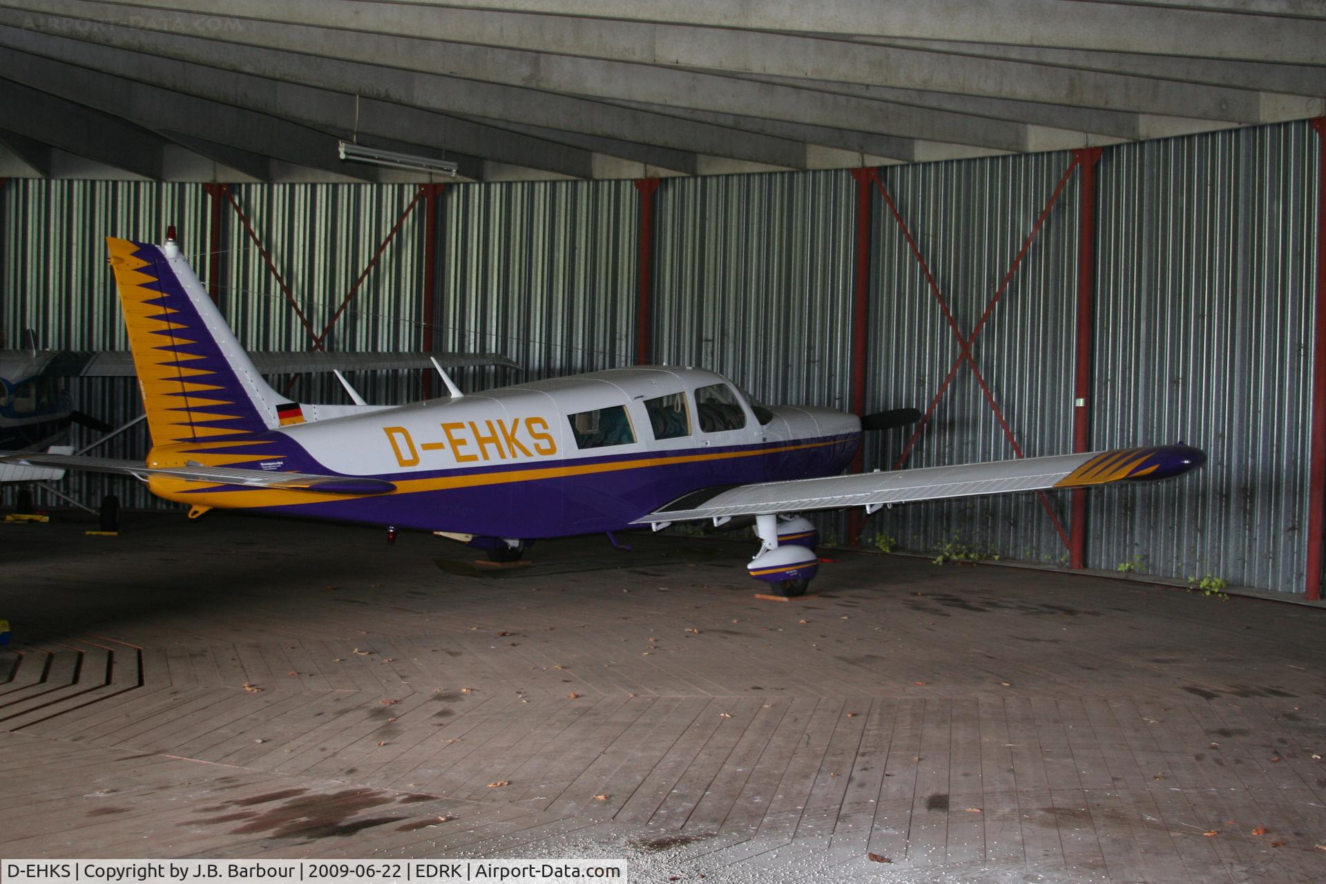 D-EHKS, Piper PA-32-300 Cherokee Six C/N 32-7240038, Piper  PA32