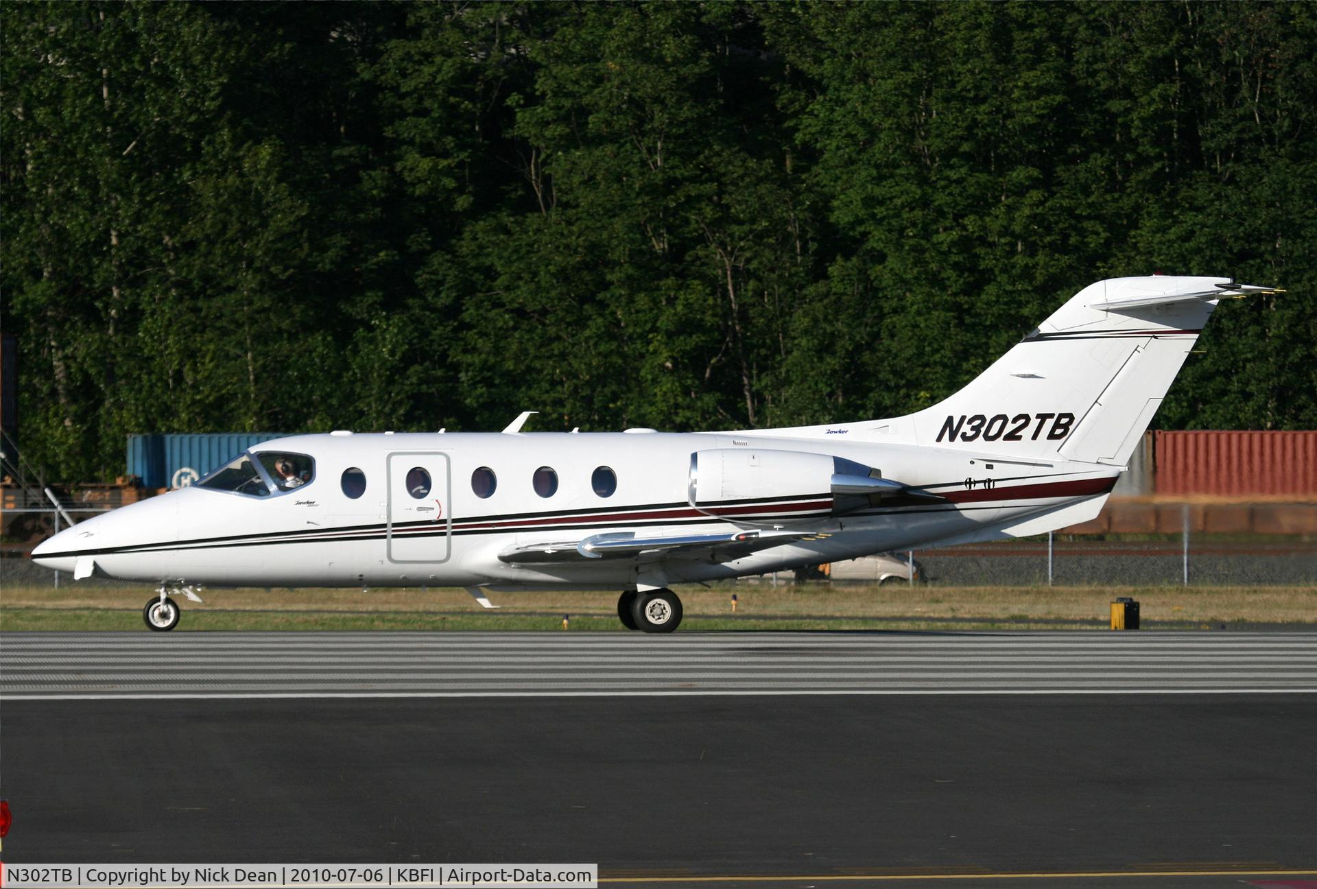 N302TB, 2004 Raytheon Aircraft Company 400A C/N RK-384, KBFI