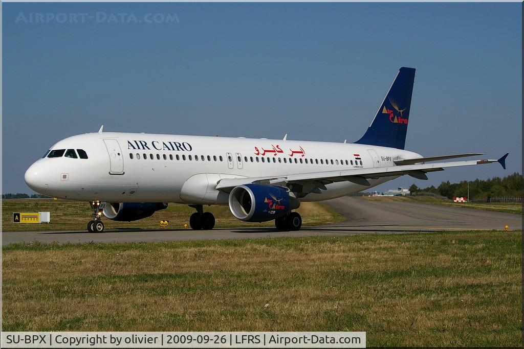 SU-BPX, 2007 Airbus A320-214 C/N 3323, Taxiing at Nantes