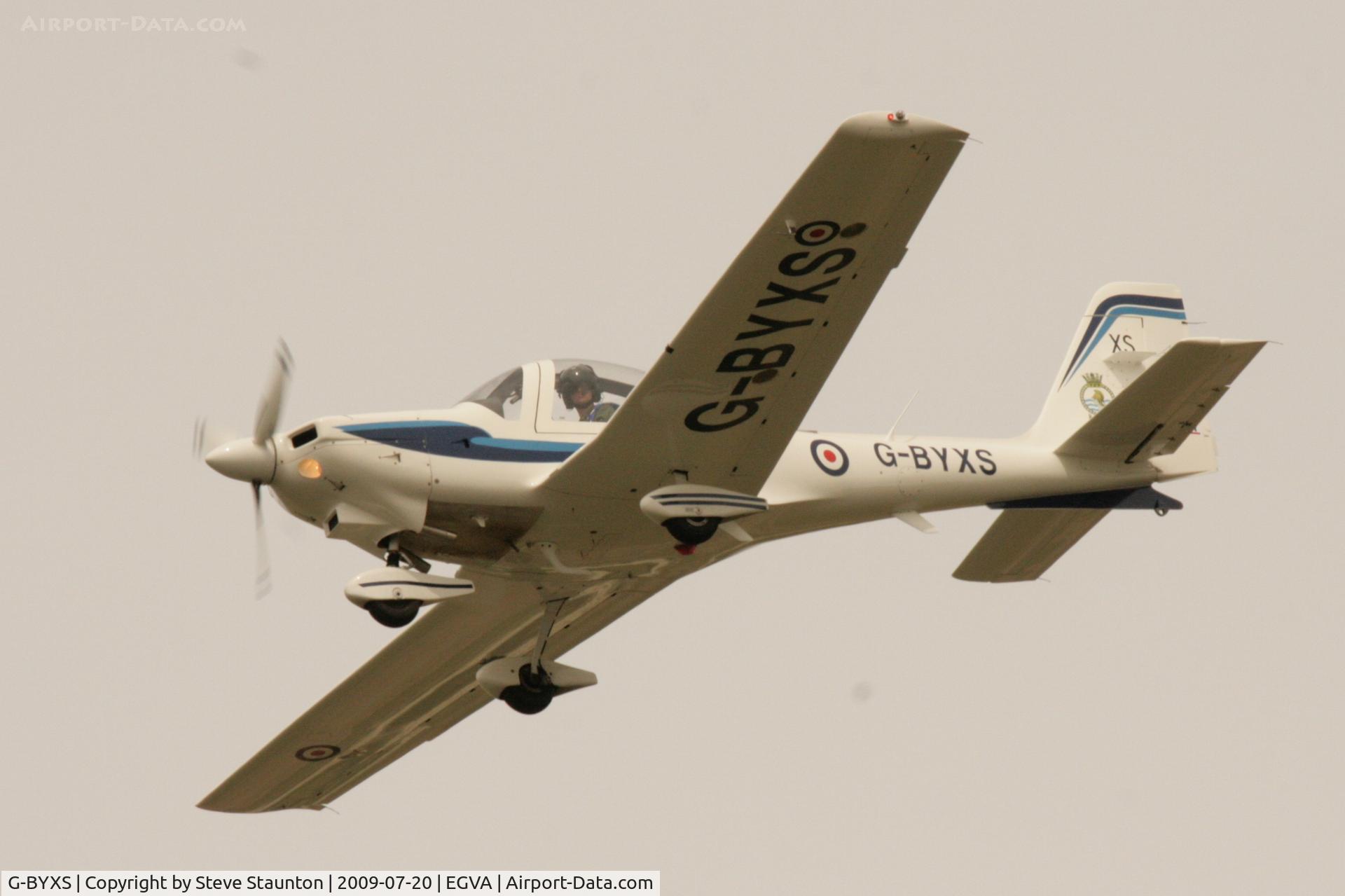 G-BYXS, 2001 Grob G-115E Tutor T1 C/N 82178/E, Taken at the Royal International Air Tattoo 2009