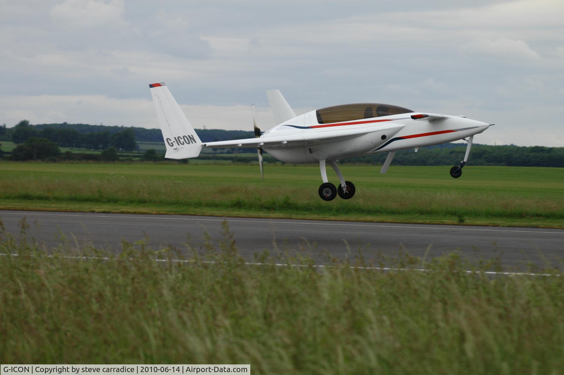 G-ICON, 2000 Rutan Long-EZ C/N PFA 074A-11104, G-ICON Landing Gamston