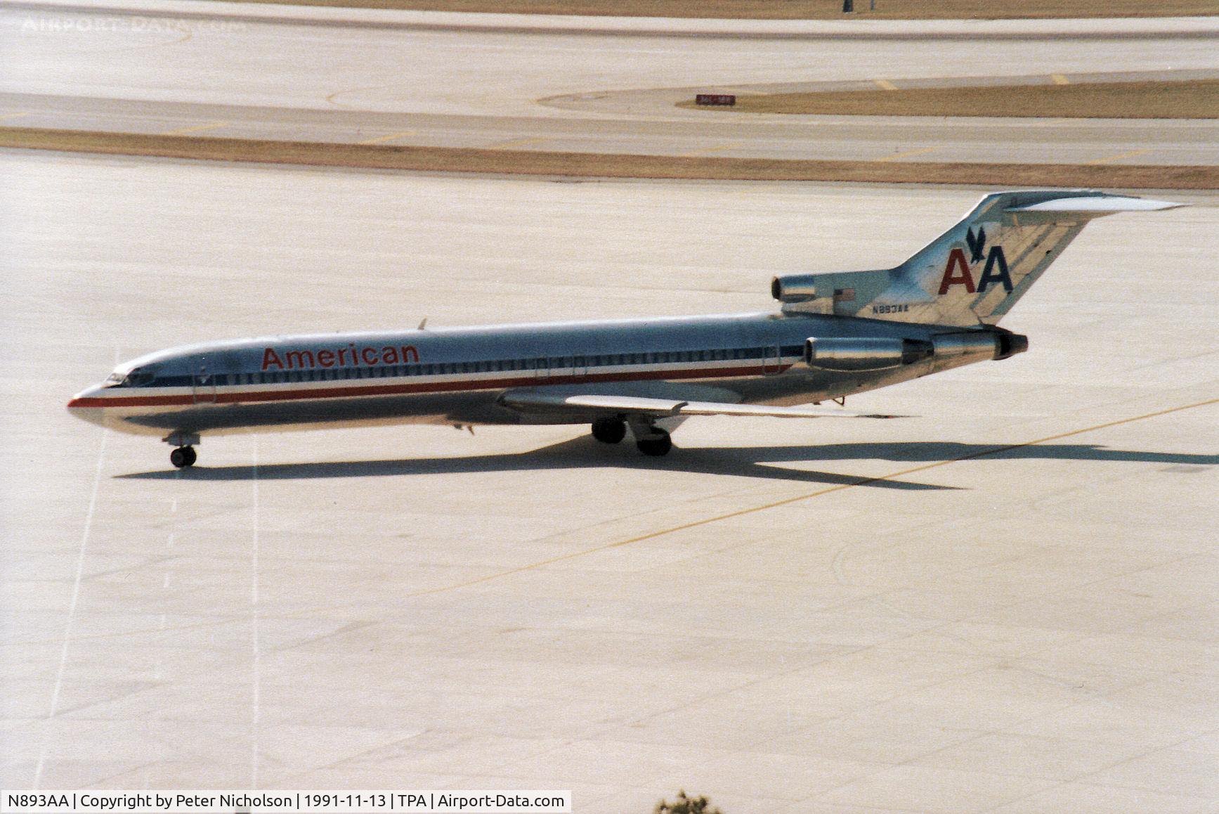 N893AA, 1980 Boeing 727-223 C/N 22009, Boeing 727-223 of American Airlines taxying to the terminal at Tampa in November 1991.