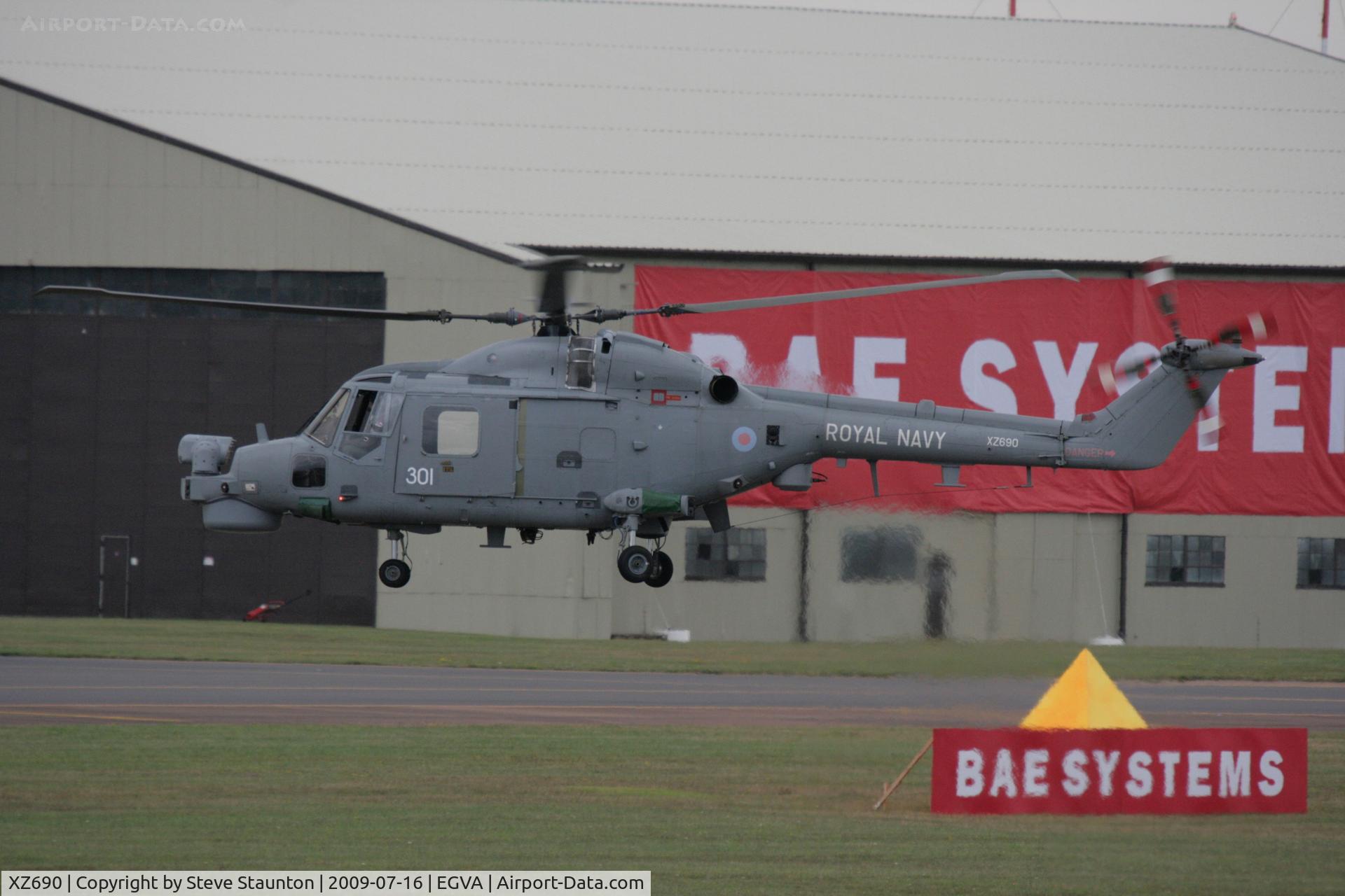 XZ690, Westland Lynx HMA.8DSP C/N 113, Taken at the Royal International Air Tattoo 2009
