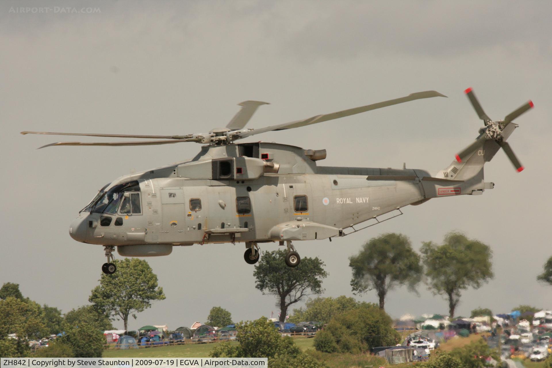 ZH842, AgustaWestland EH-101 Merlin HM.1 C/N 50091/RN22, Taken at the Royal International Air Tattoo 2009