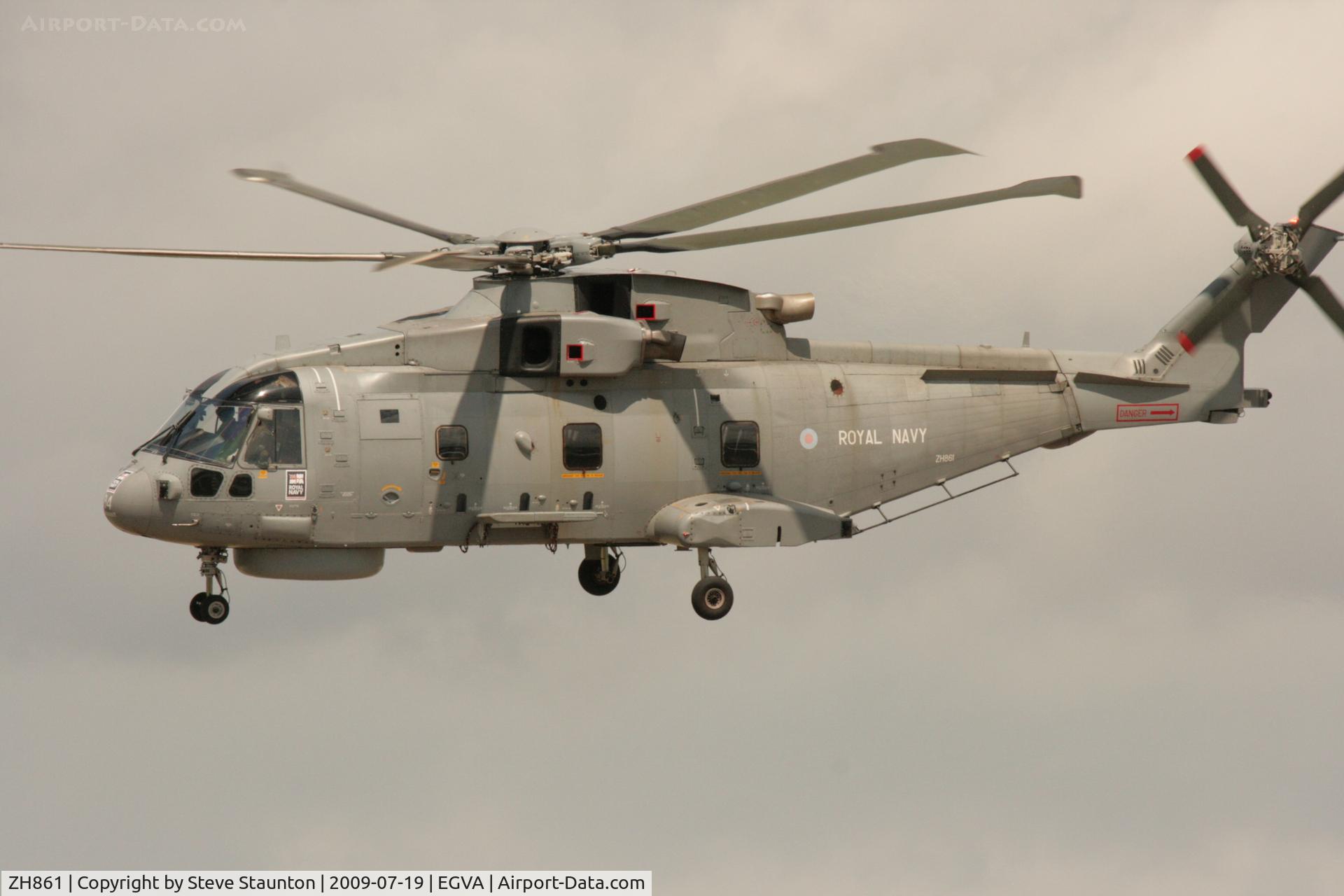 ZH861, AgustaWestland EH-101 Merlin HM.1 C/N 50168/RN41, Taken at the Royal International Air Tattoo 2009