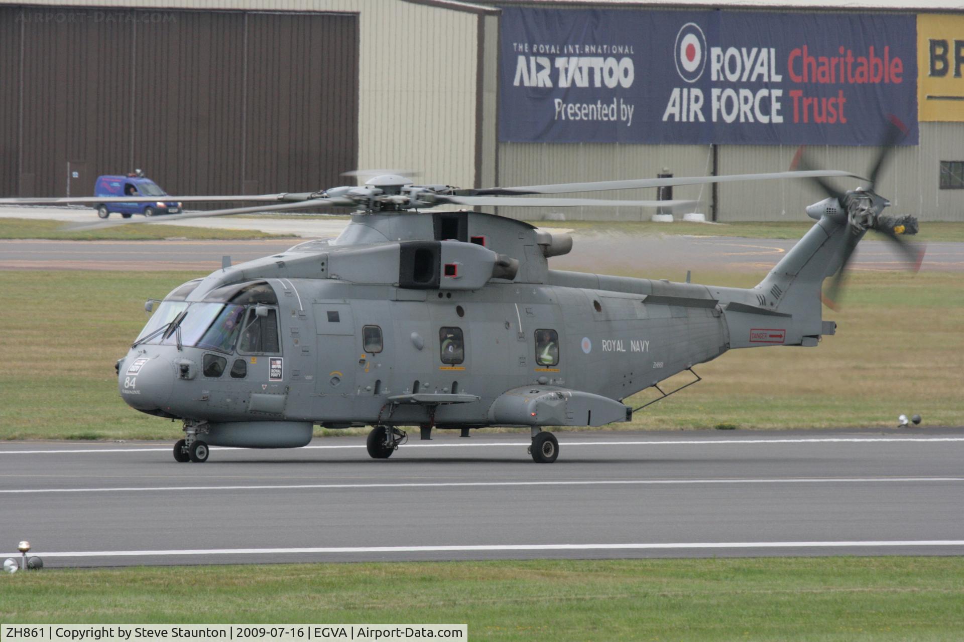 ZH861, AgustaWestland EH-101 Merlin HM.1 C/N 50168/RN41, Taken at the Royal International Air Tattoo 2009