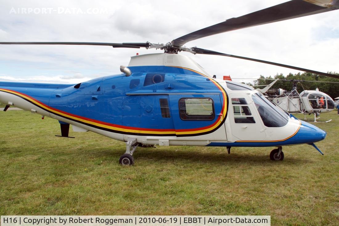 H16, 1993 Agusta A-109BA C/N 0316, AGUSTA A109BA.Belgian Army. Used as a travelling exhibit.