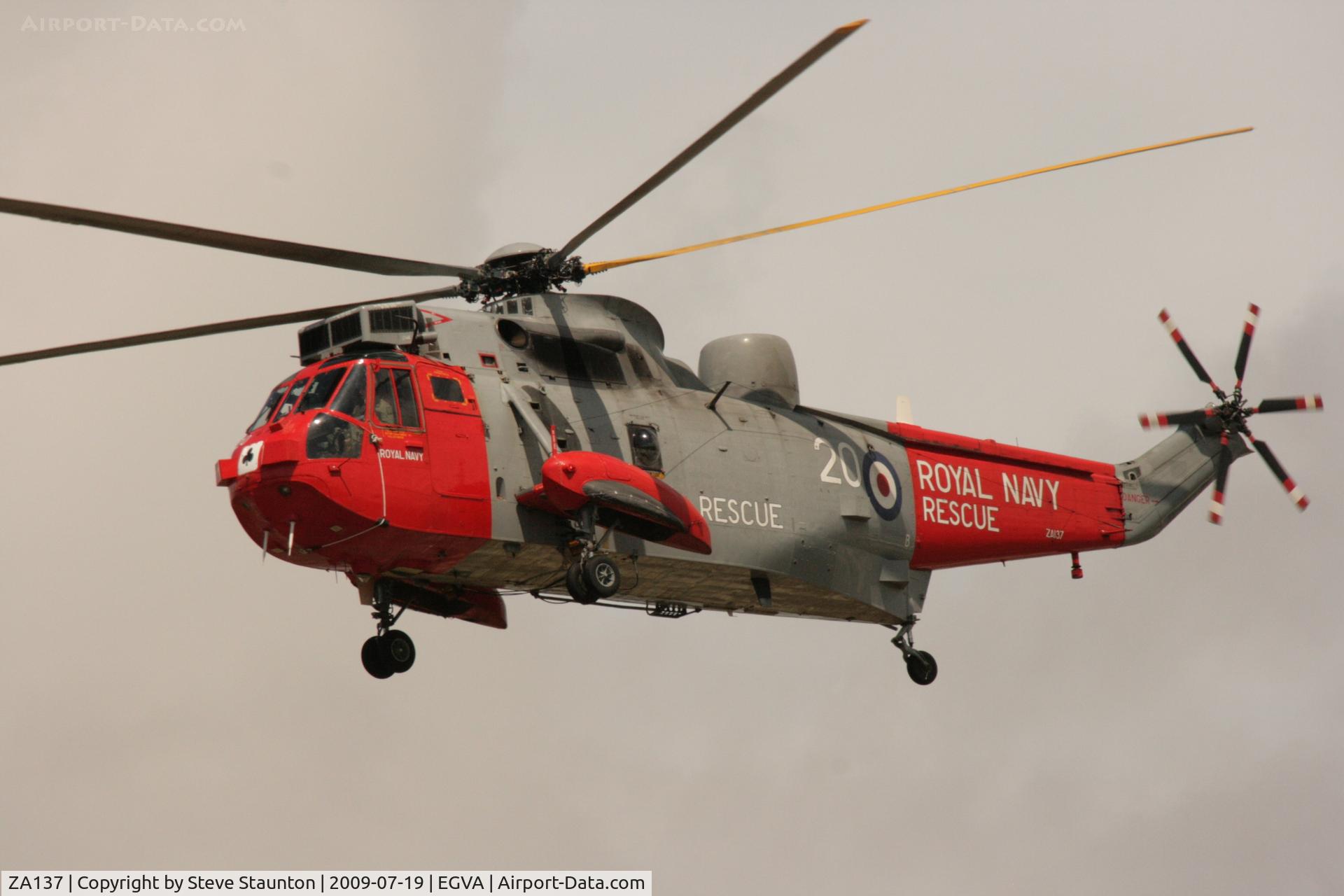ZA137, 1981 Westland Sea King HU.5SAR C/N WA898, Taken at the Royal International Air Tattoo 2009
