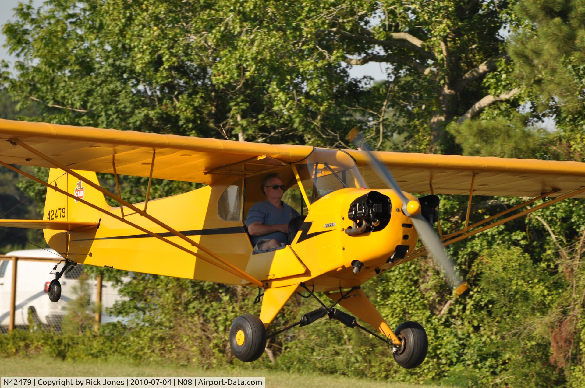 N42479, 1945 Piper J3C-65 Cub Cub C/N 14748, J-3