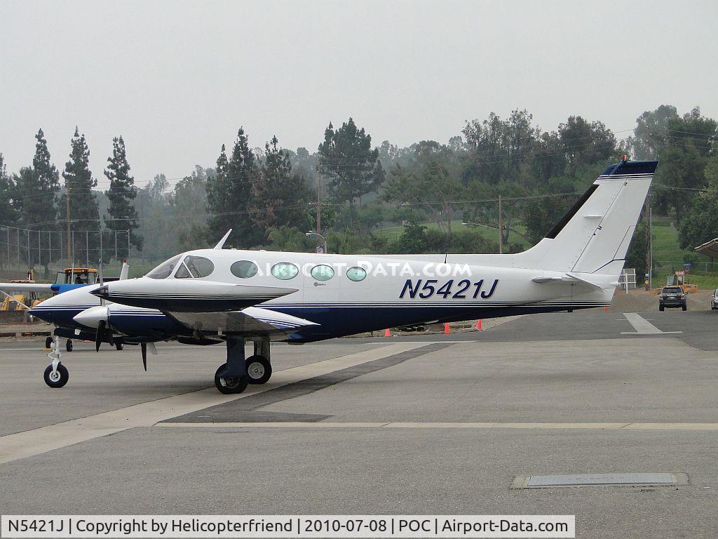 N5421J, 1976 Cessna 340A C/N 340A0108, Parked at Howard Aviation